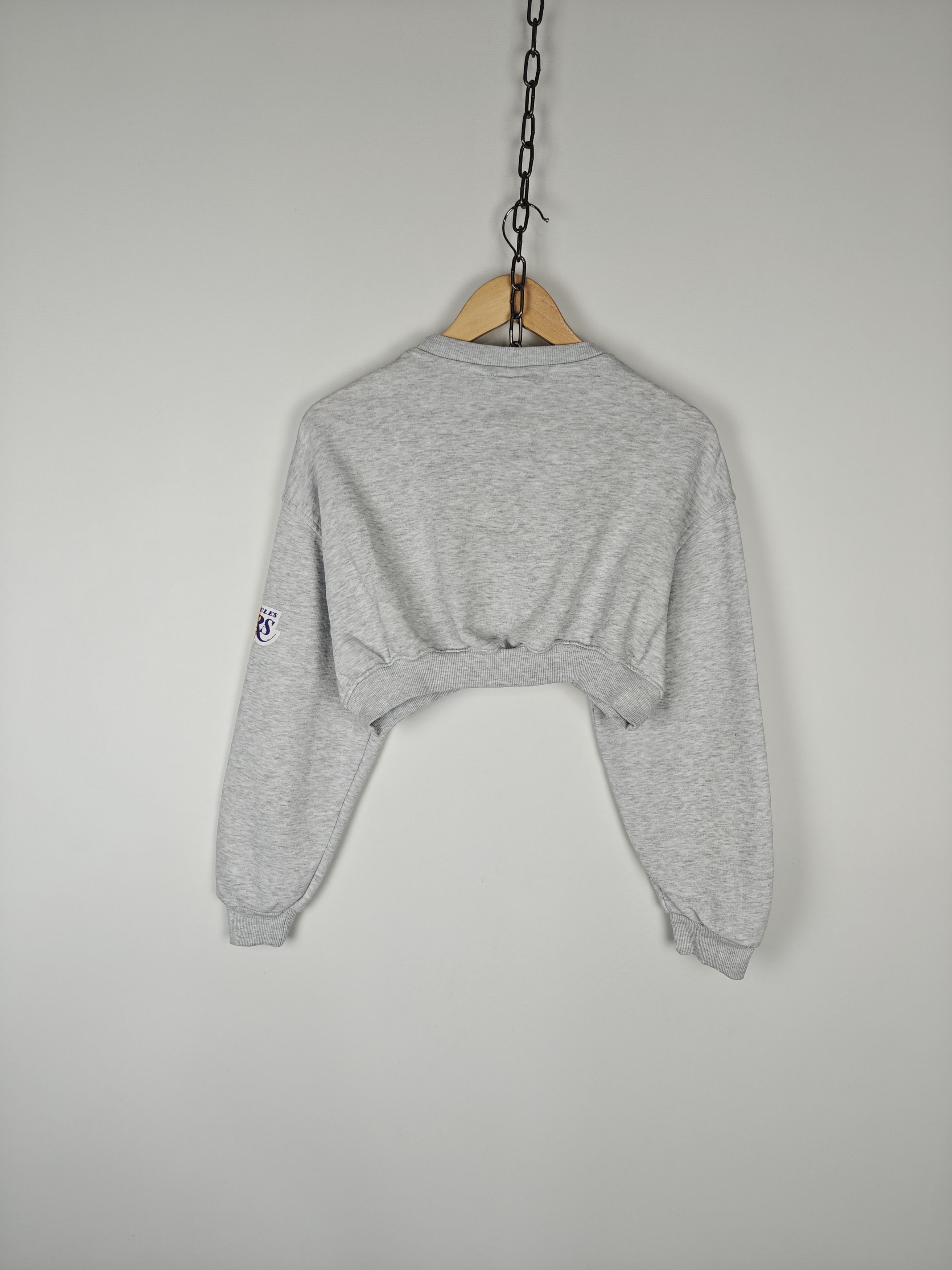 NBA NBA Lakers Crop Top Sweatshirt Crewneck Gray Logo XS Size XS / US 0-2 / IT 36-38 - 8 Thumbnail