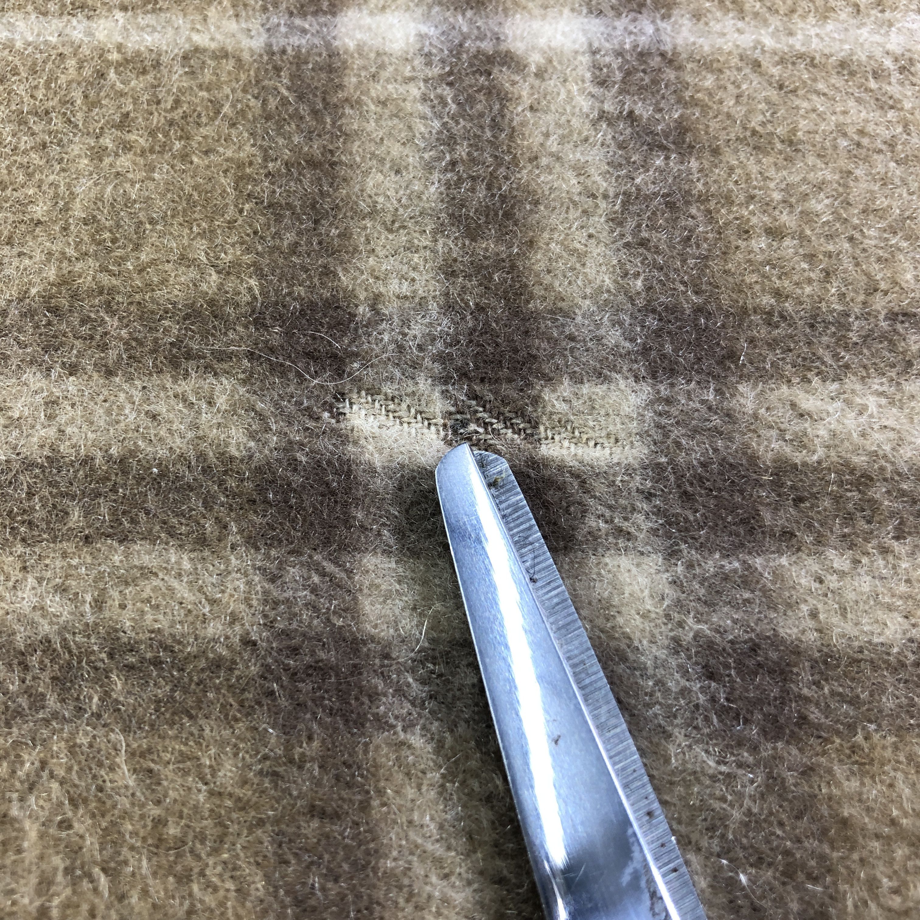 Burberry Burberry Cashmere Tartan Scarf Muffler V2686 Size ONE SIZE - 5 Thumbnail