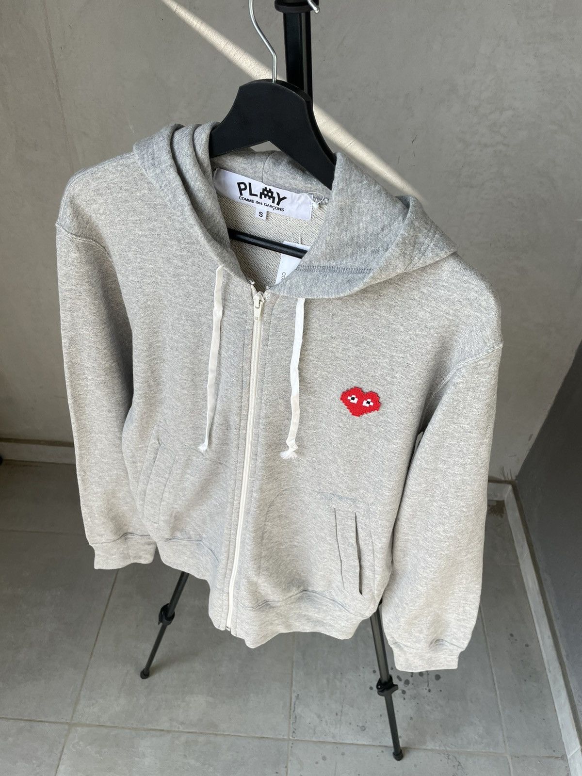 Comme des Garcons × Comme des Garcons Homme Plus × Comme des Garcons PLAY Collaboration COMME DES GARÇONS PLAY x Invader Pixel Heart Size US S / EU 44-46 / 1 - 2 Thumbnail