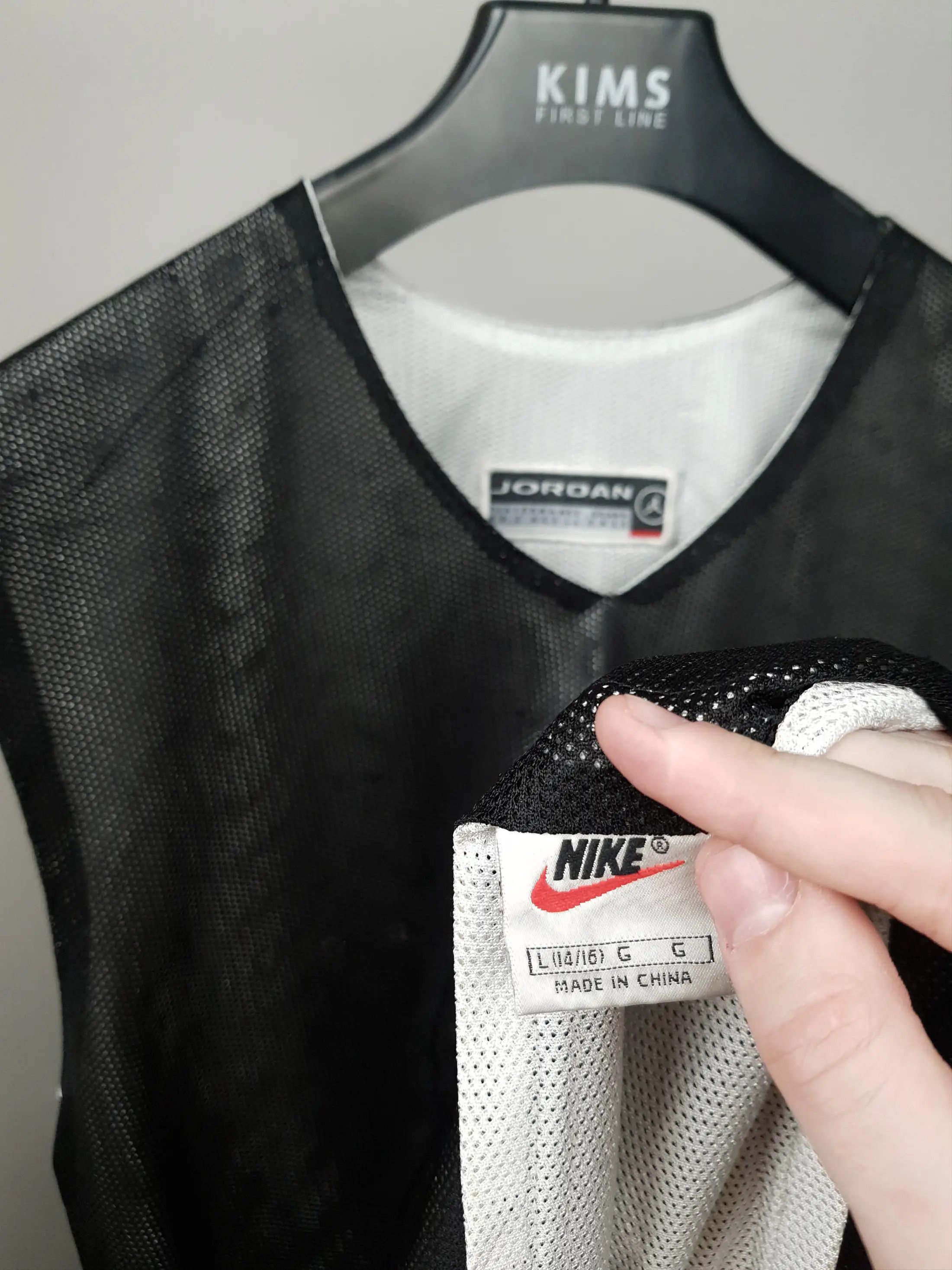 Jordan Brand Y2K Nike Air Jordan Basketball Mesh Sleeveless NBA Jersey Size US M / EU 48-50 / 2 - 6 Thumbnail