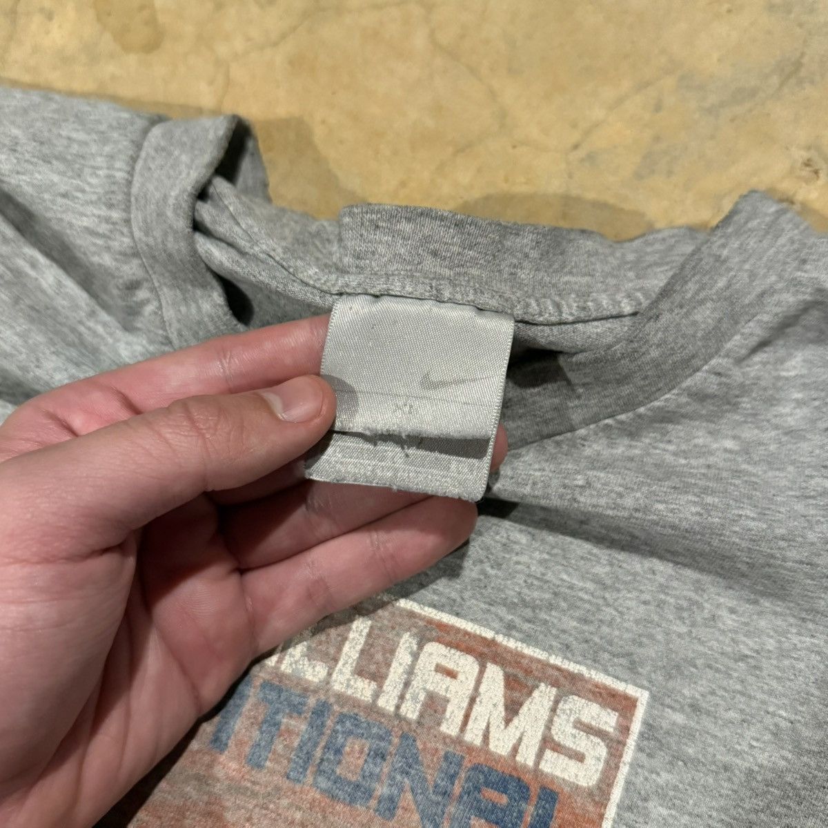 Nike Nike 2000s Distressed Faded Boo Williams Invitational Tee Size US XL / EU 56 / 4 - 4 Thumbnail