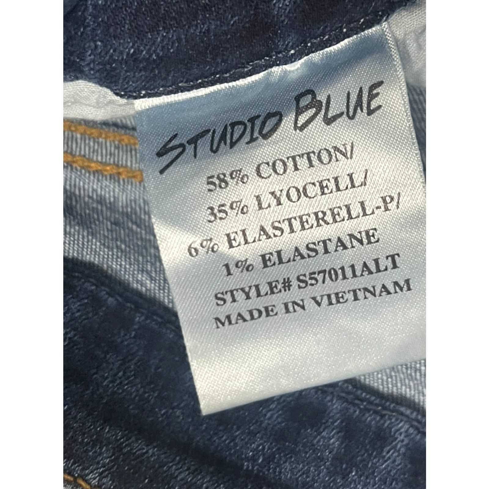 Vintage Studio Jeans, Women's 27, Denim, Straight Leg, Medium Wash, 5-Pocket Design, Zip, Cotton, Regular Fit Womens Jeans Size 27" / US 4 / IT 40 - 5 Thumbnail