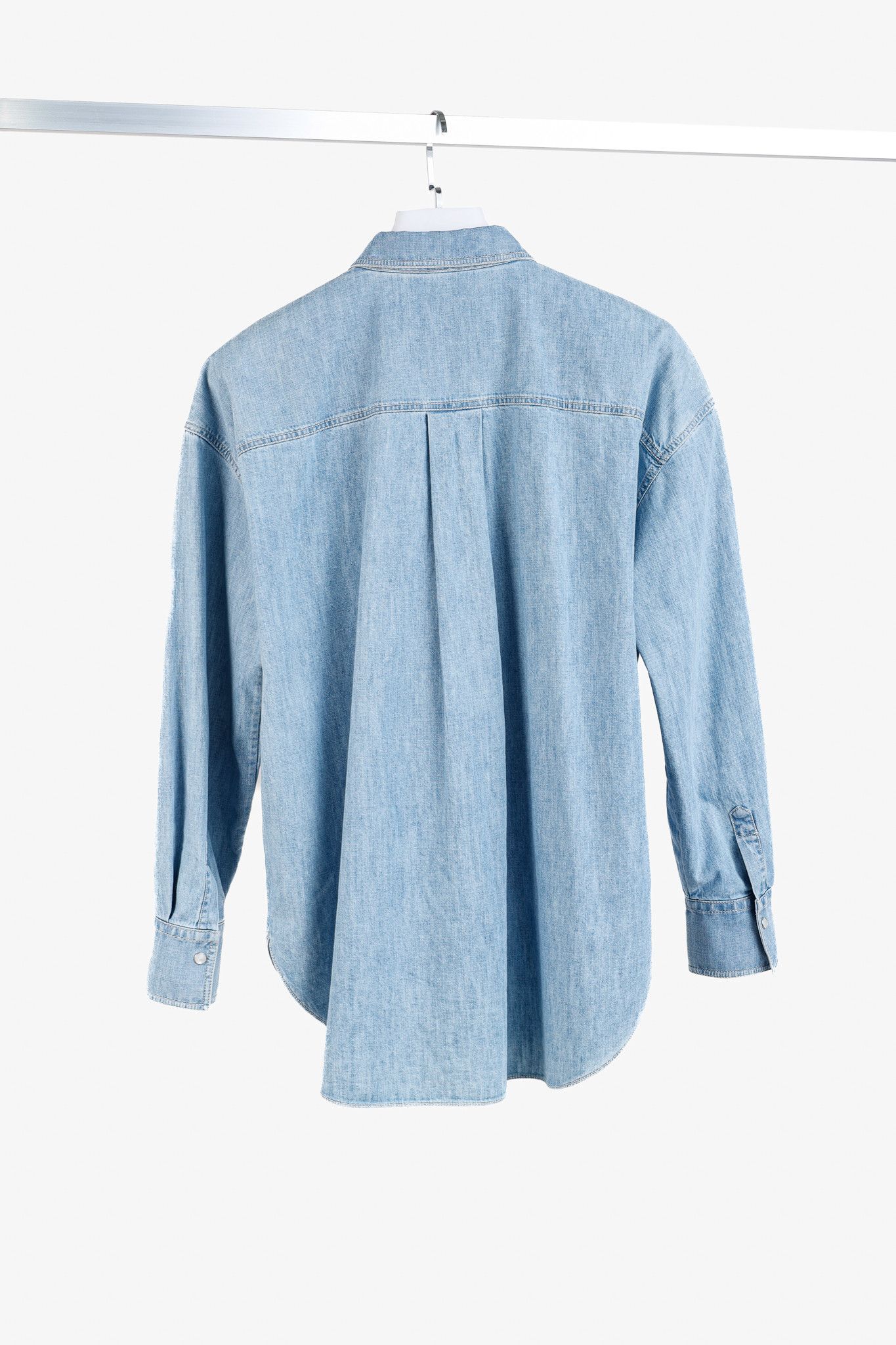 Brunello Cucinelli Brunello Cucinelli SS22 Monili Buttoned Denim Shirt Size XL / US 12-14 / IT 48-50 - 2 Thumbnail