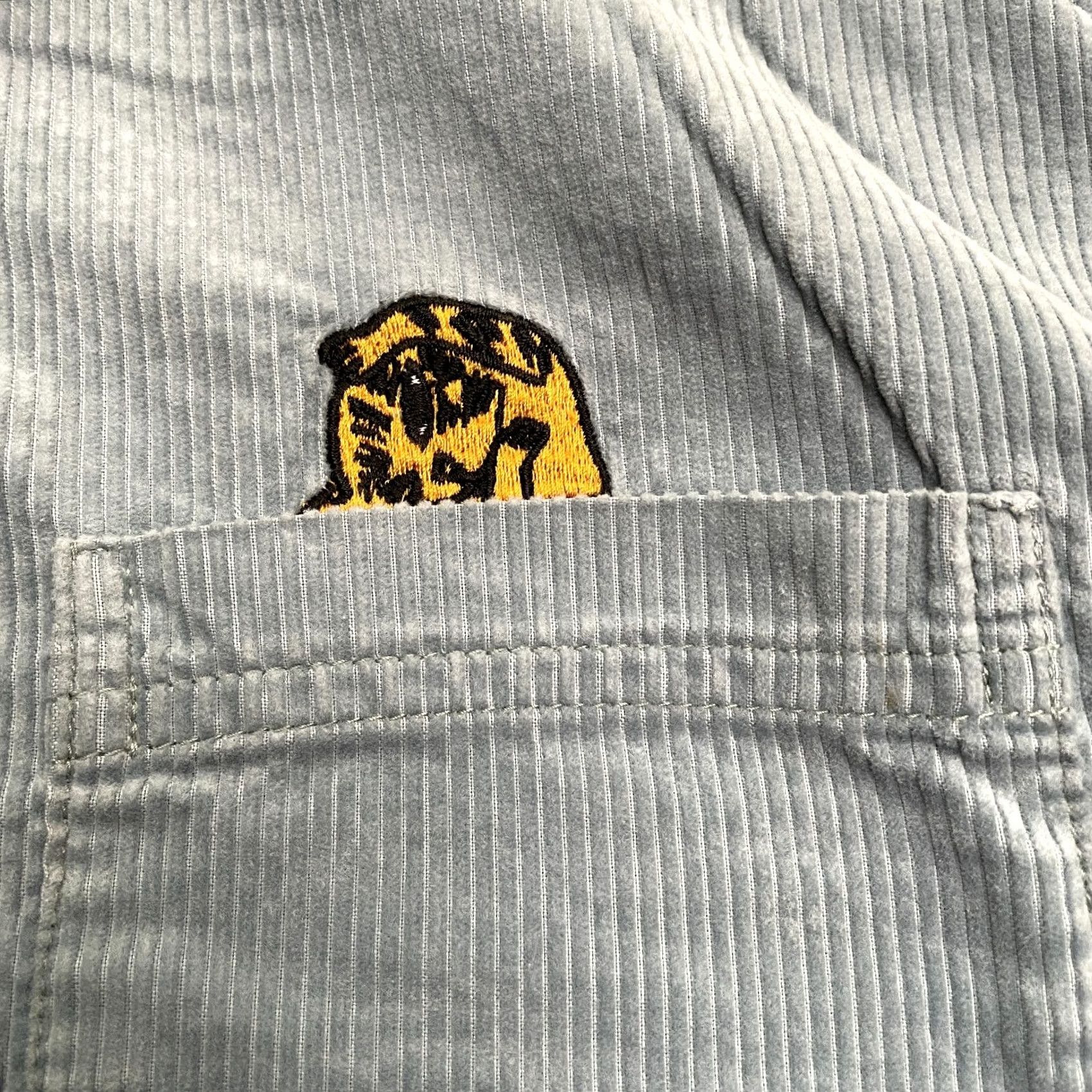 Urban Outfitters Urban Outfitters Corduroy Shirt Mens M Blue Patch Pocket Button-Up Casual Shirt Size M / US 6-8 / IT 42-44 - 5 Thumbnail