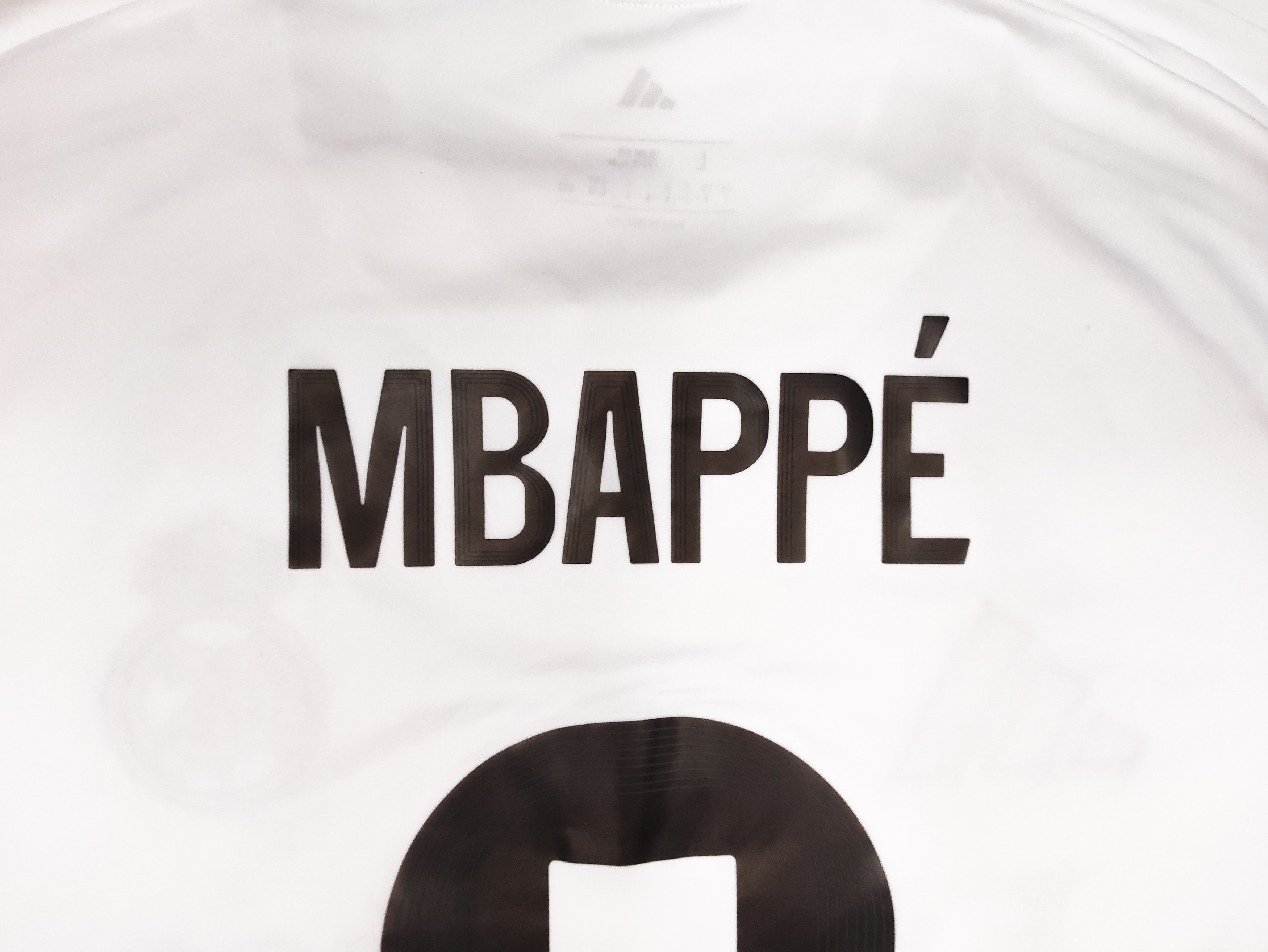 Adidas Kylian Mbappe #9 Real Madrid 2025 2026 Adidas Home Shirt Size US L / EU 52-54 / 3 - 12 Thumbnail