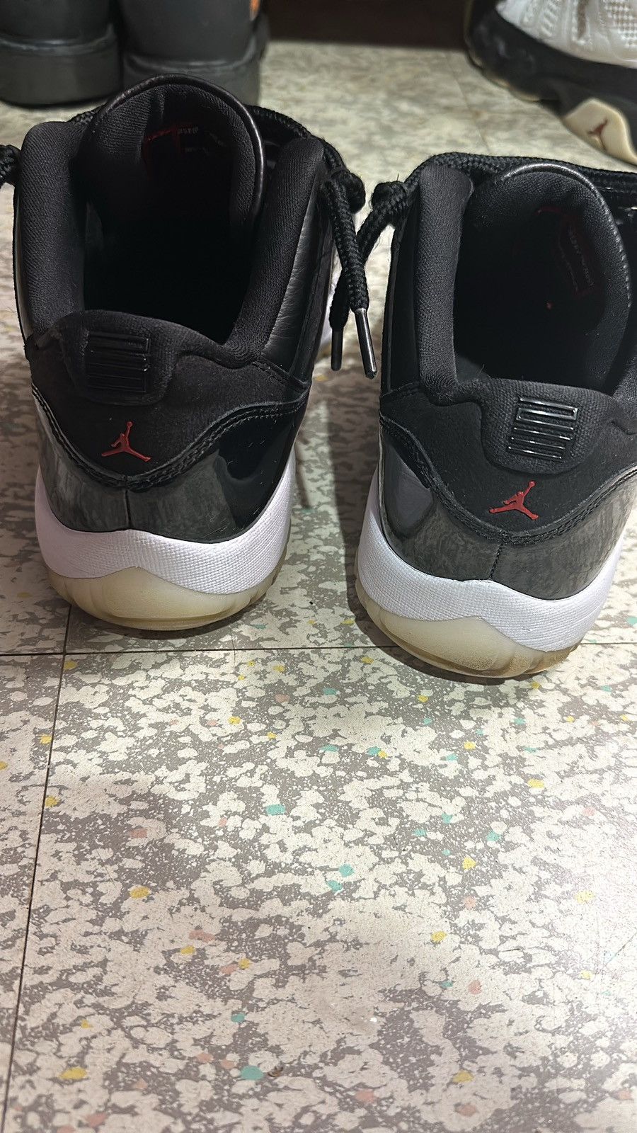Jordan Brand Jordan 11 low “72-10” Size US 10 / EU 43 - 2 Thumbnail