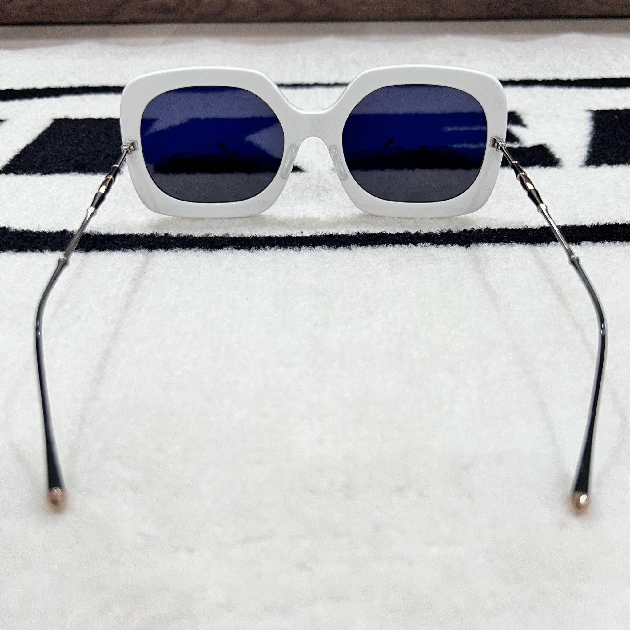Matsuda Matsuda M2035 5-Barrel Riveted Hinge Sunglasses WHITE/SILVER Size ONE SIZE - 5 Thumbnail