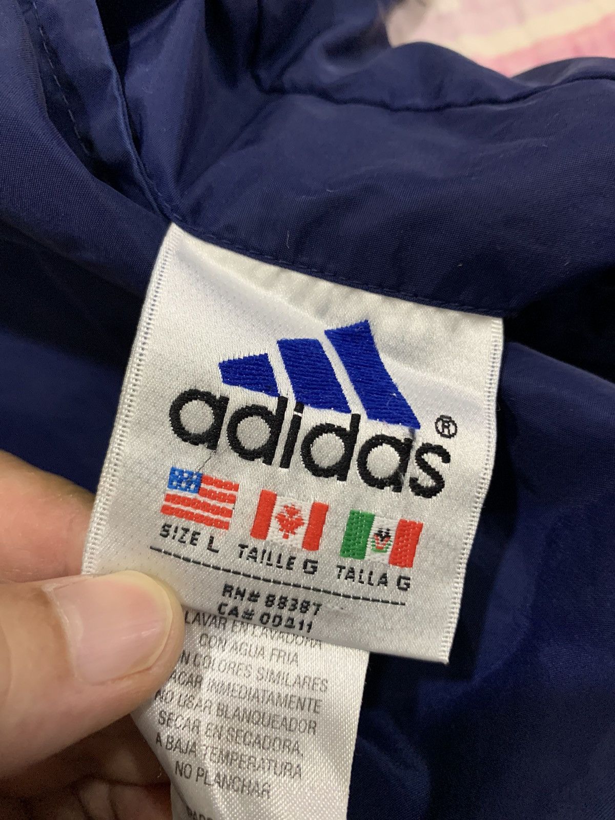Adidas Vintage Adidas Reversible Hooded Jacket Size US L / EU 52-54 / 3 - 19 Thumbnail