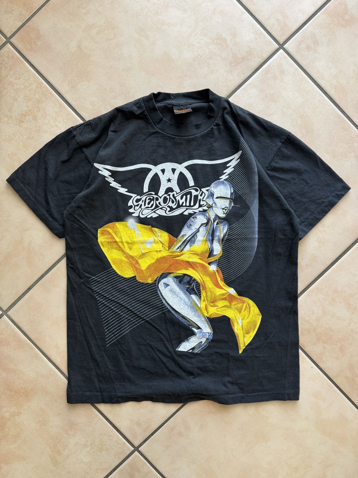Brockum Vintage Aerosmith x Sorayama Tour T Size US L / EU 52-54 / 3 - 1 Thumbnail