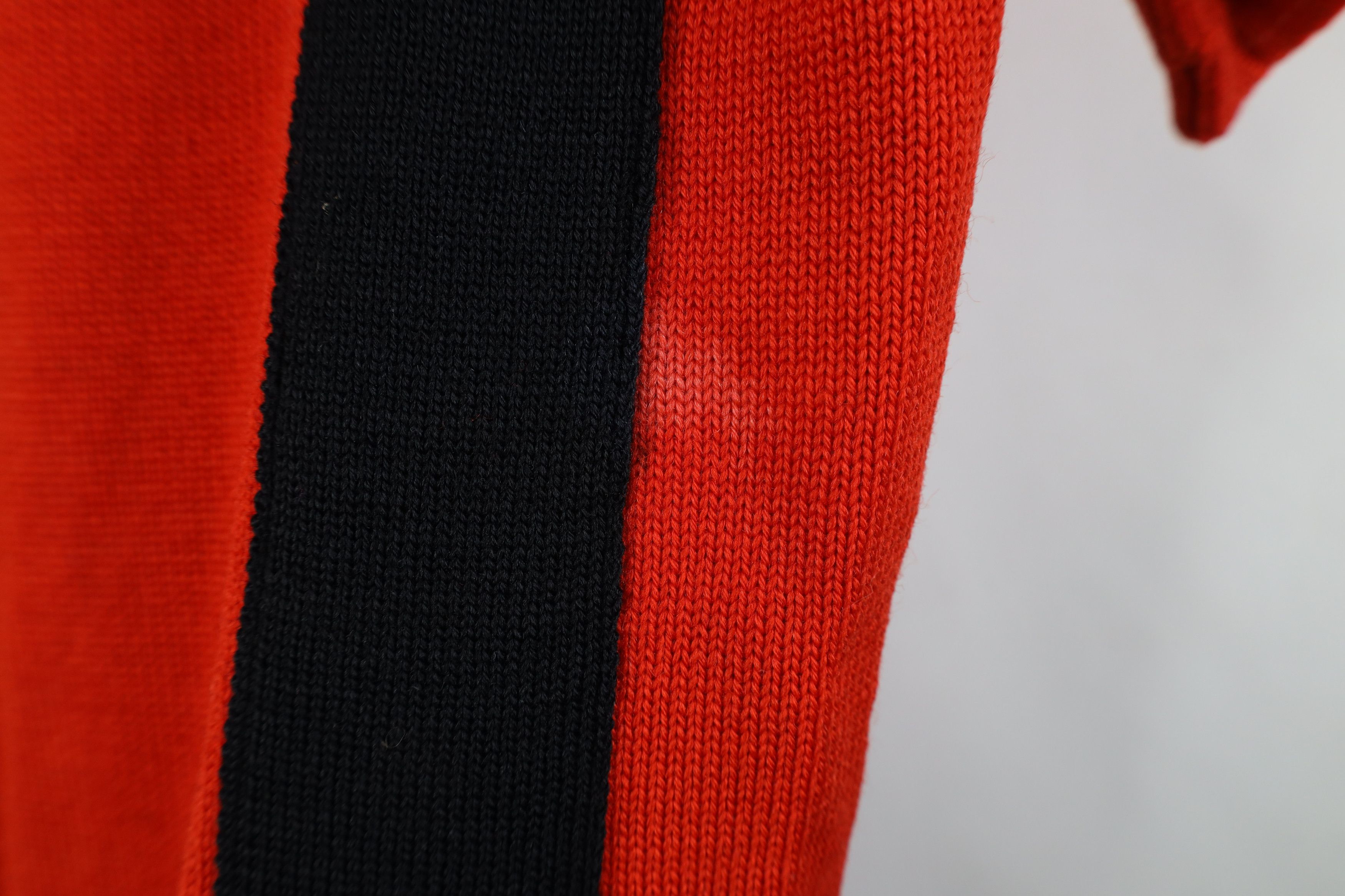 Vintage Vintage 60s Wool Knit Cheerleader Short Sleeve Sweater USA Size XS / US 0-2 / IT 36-38 - 5 Thumbnail