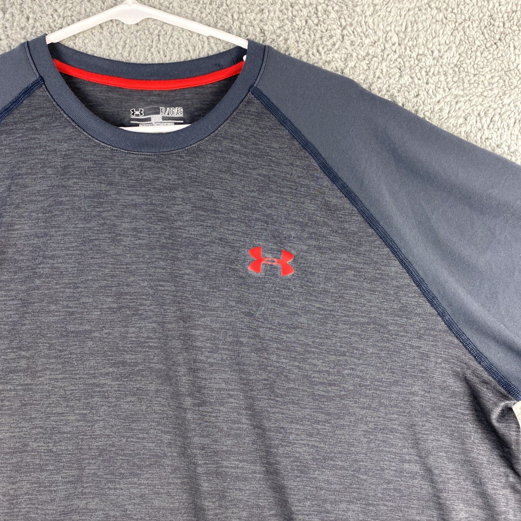 Under Armour Under Armour Heat Gear T-Shirt Logo Gray XL DriFit Running Athletic Shirt Mens Short Sleeve Polyester 100% Breathable Lightweight Casual Sleeve Size US XL / EU 56 / 4 - 2 Thumbnail