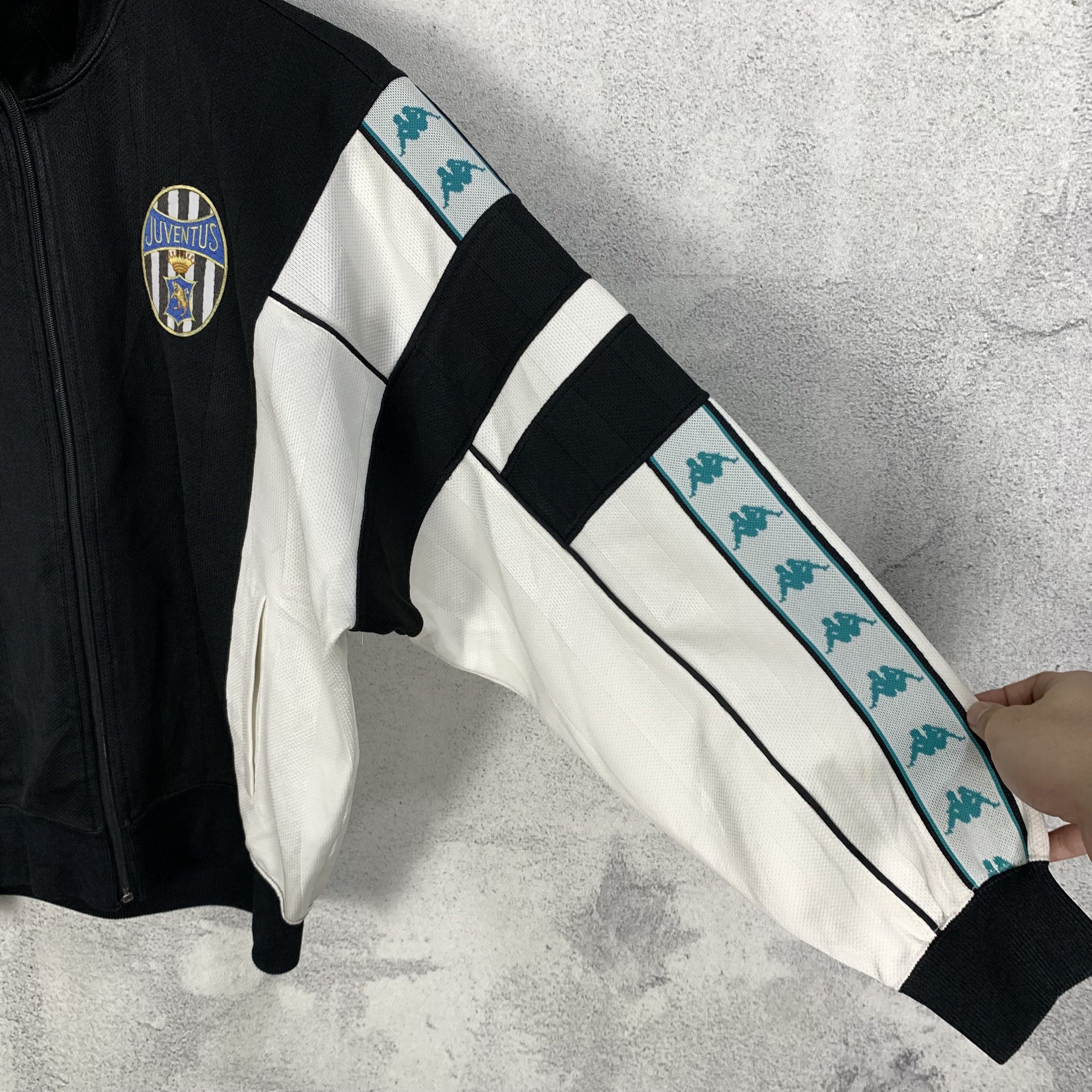 Kappa Vintage 90s Kappa Juventus Track Jacket Size US S / EU 44-46 / 1 - 4 Thumbnail