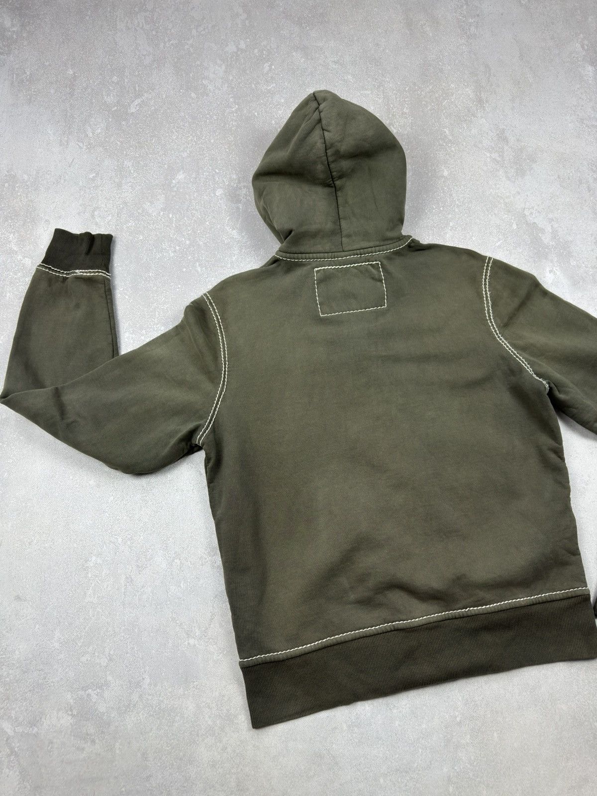 True Religion Vintage True Religion Zip Hoodie Big-T Khaki Washed Destroye Size US L / EU 52-54 / 3 - 25 Thumbnail