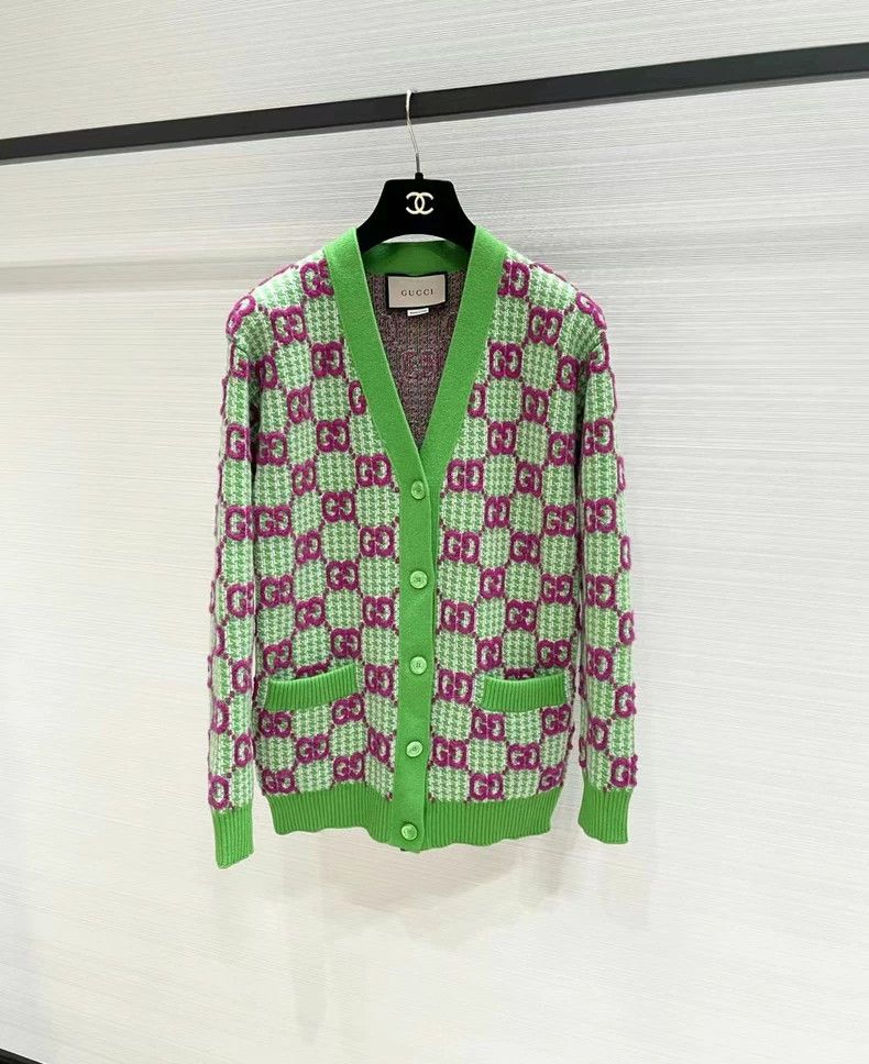 Gucci Gucci Full logo wool knitted cardigan sweater 2501-Nextarro Size US XXS / EU 40 - 1 Thumbnail