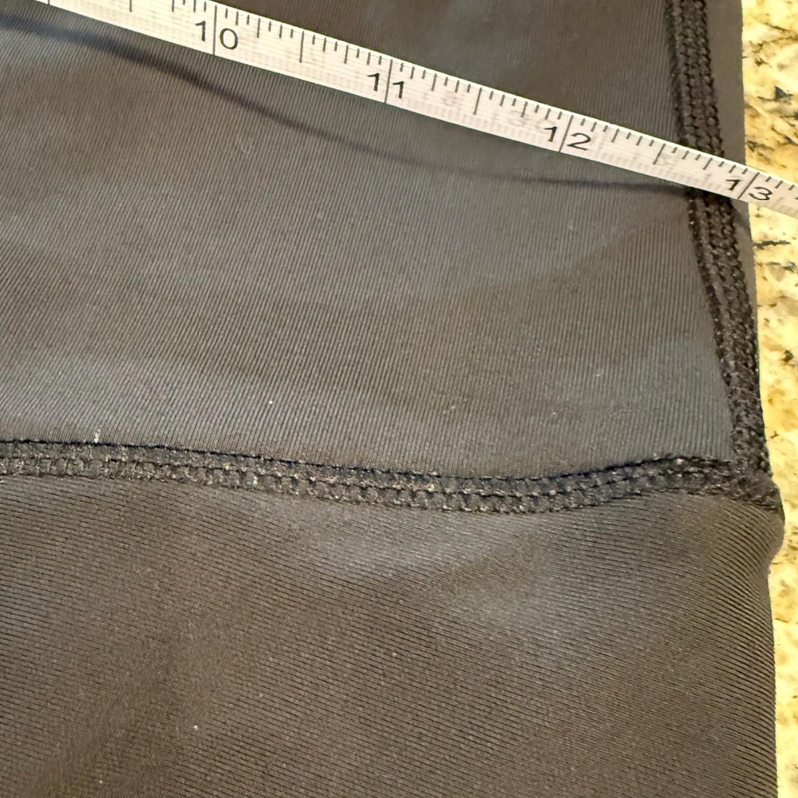 Other Athleta black & gray leggings vented cutouts SZ SM Size 28" / US 6 / IT 42 - 3 Thumbnail