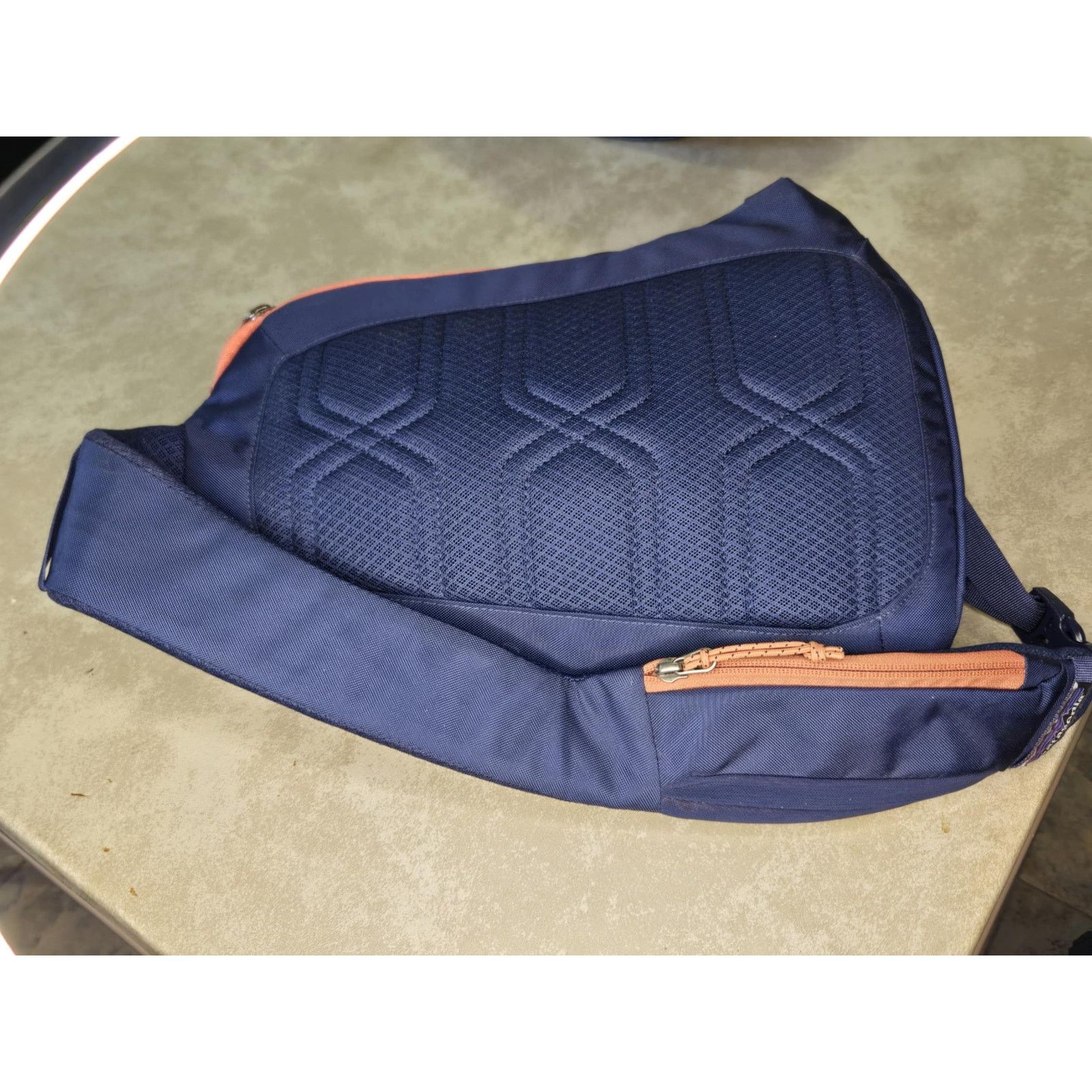 Patagonia NWT Patagonia over the shoulder back bag sling bag Size ONE SIZE - 2 Thumbnail