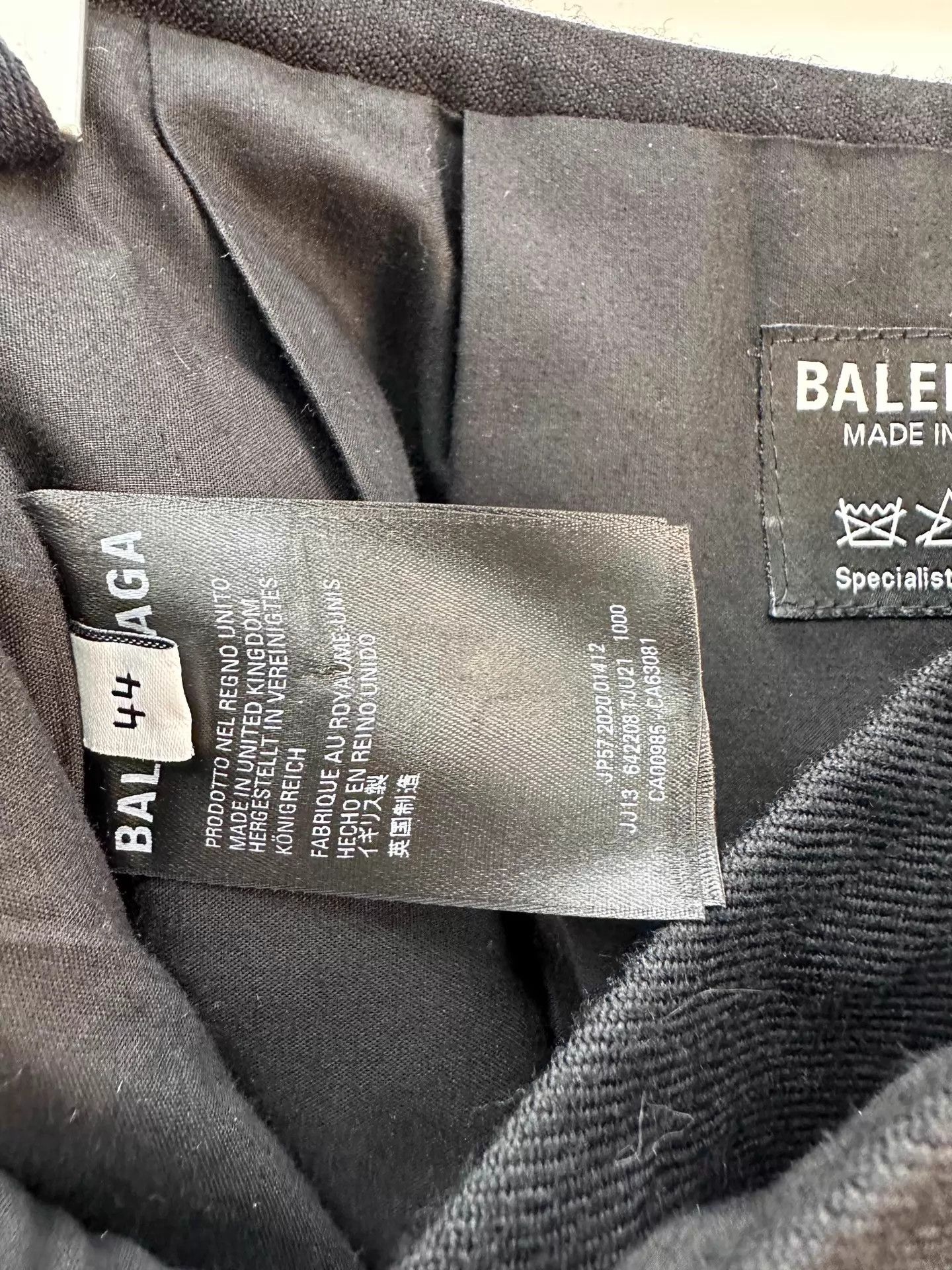 Balenciaga Balenciaga 20FW Irregular Wool Pleat Skirt Unisex 44 Size 30" / US 8 / IT 44 - 5 Thumbnail