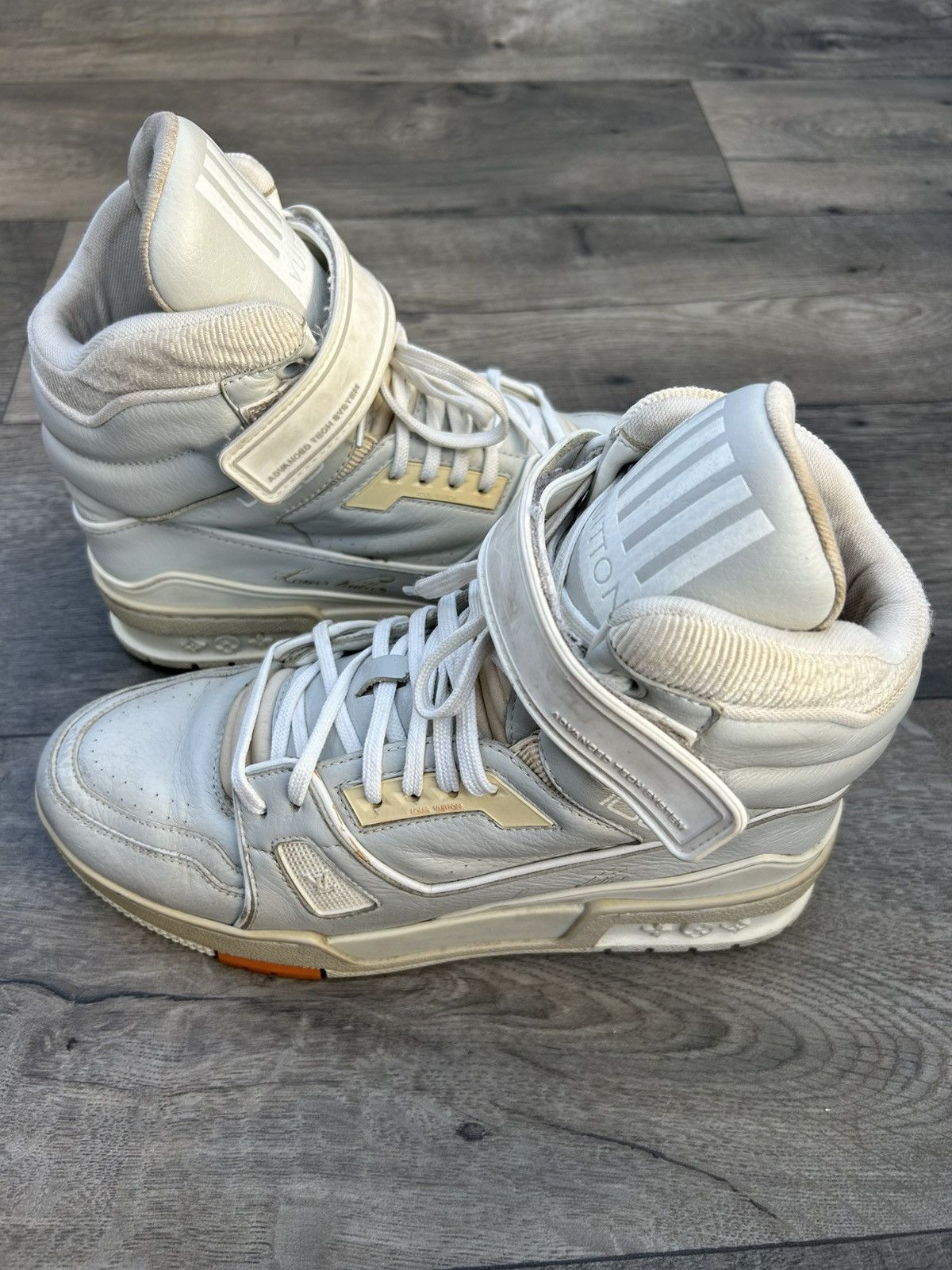 Louis Vuitton Louis Vuitton x Virgil Abloh High Top Trainer Sneakers. Size US 7 / EU 40 - 4 Thumbnail