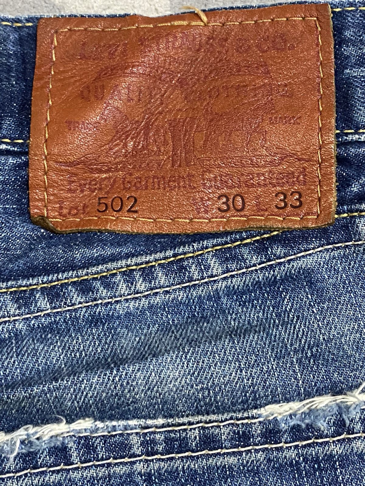 Levi's Distressed vintage Levi's 501 jeans with a relaxed fit jeans Size US 32 / EU 48 - 12 Thumbnail