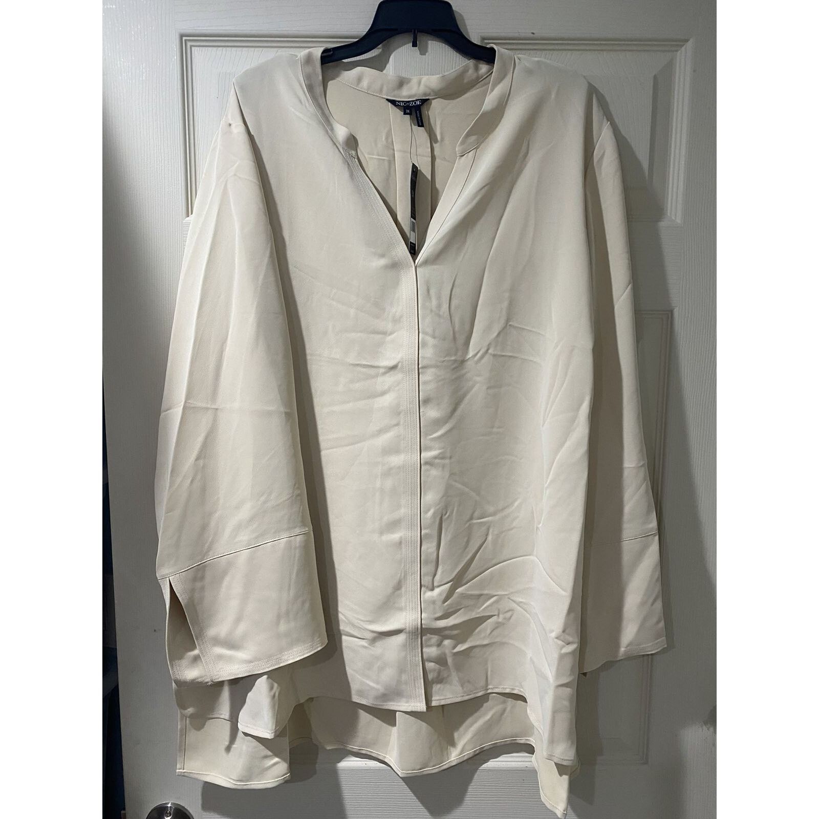 & Other Stories NIC+ZOE Easy Women Care Ivory Tunic Blouse Size 3X A003258 Size 3XL / US 20-22 - 1 Thumbnail