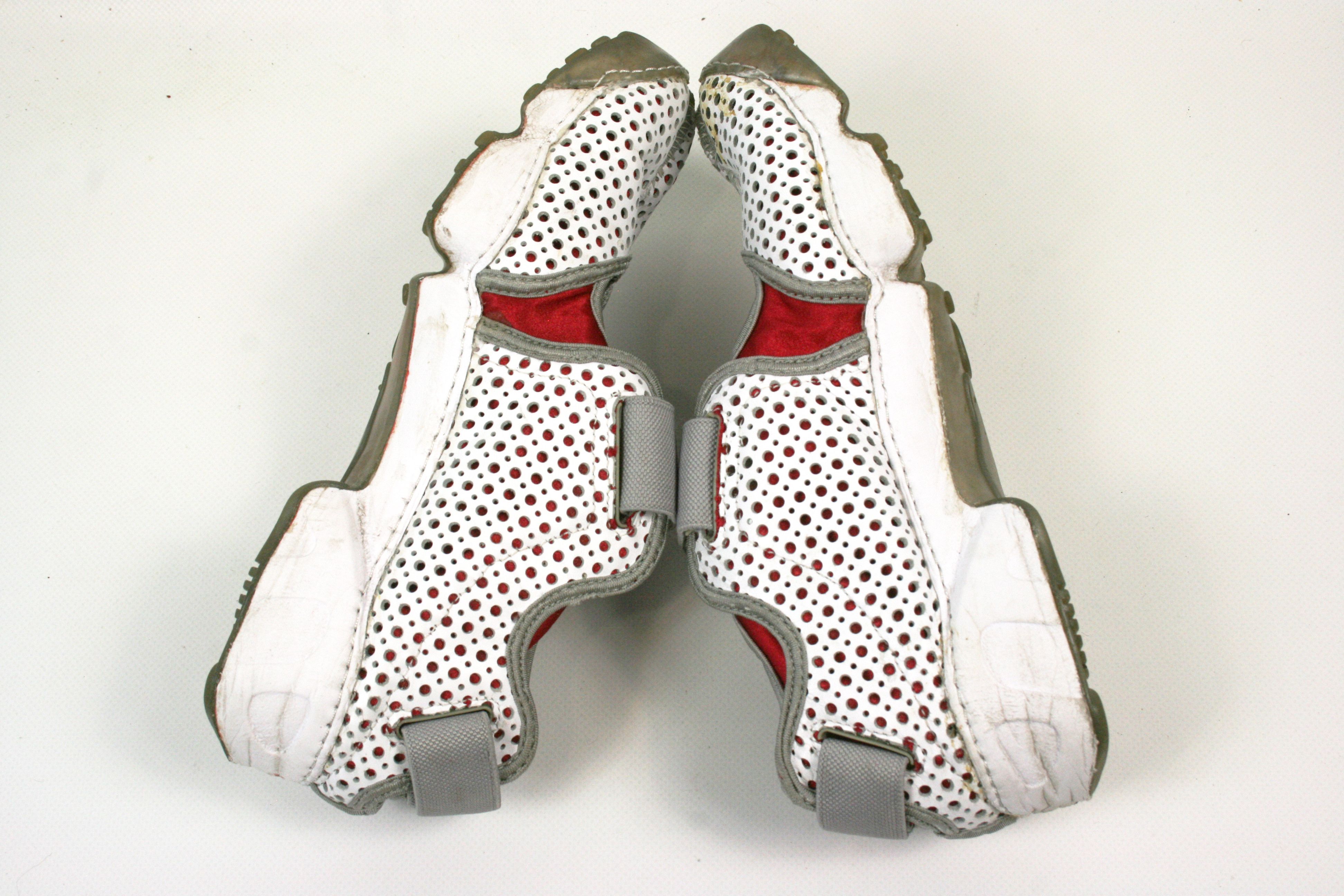 Nike 2008 Perforated Leather Ninja Rift Tabi Y2K Sandals Size US 10 / IT 40 - 7 Thumbnail