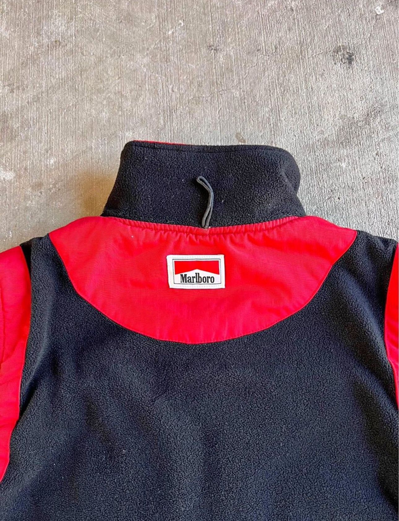 Marlboro × Vintage Vintage Marlboro Reversible Vest Y2K Size US L / EU 52-54 / 3 - 3 Thumbnail