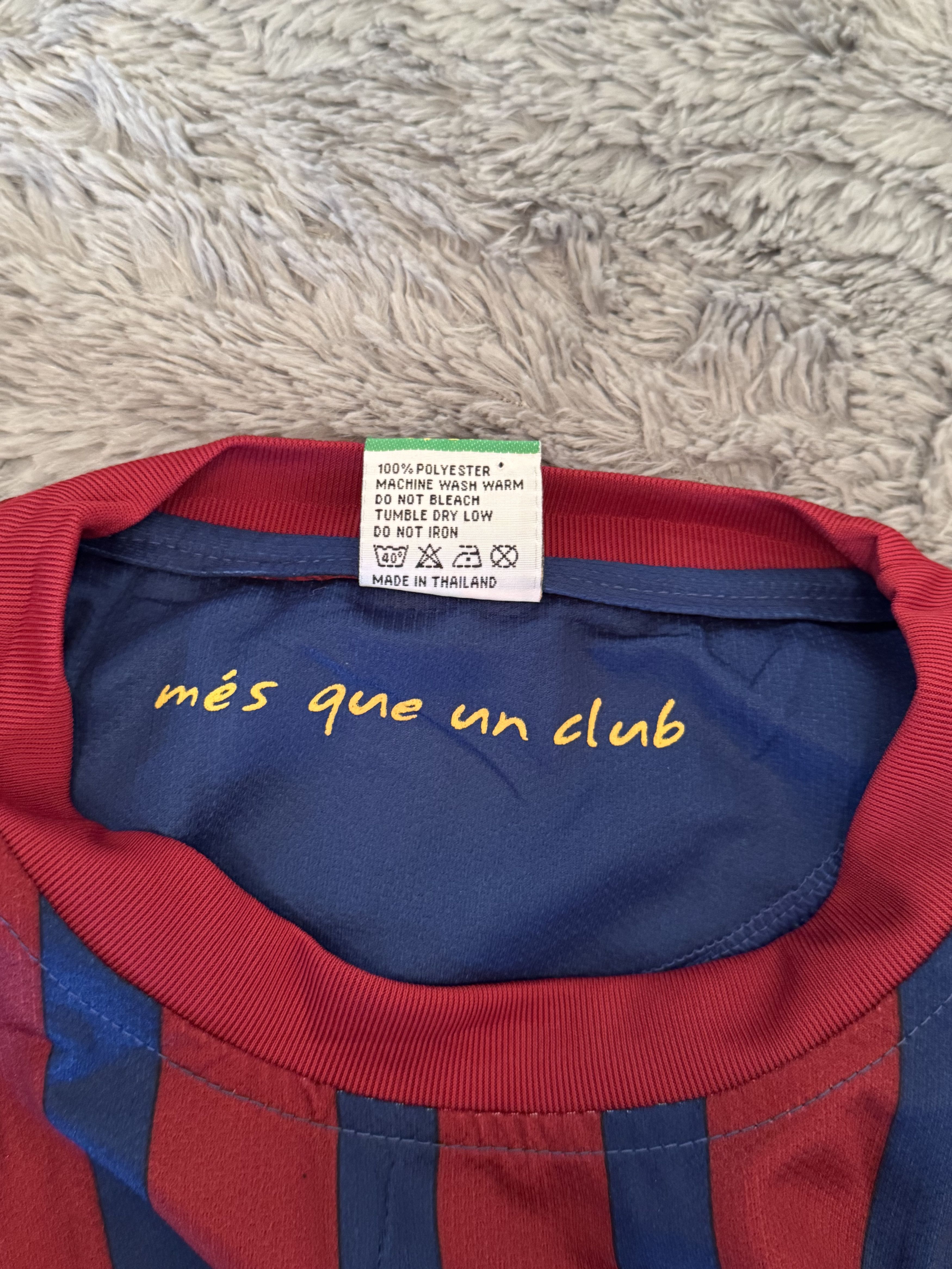Vintage Barcelona 2011 2012 Messi #10 Home Football Soccer Jersey Size US L / EU 52-54 / 3 - 7 Thumbnail