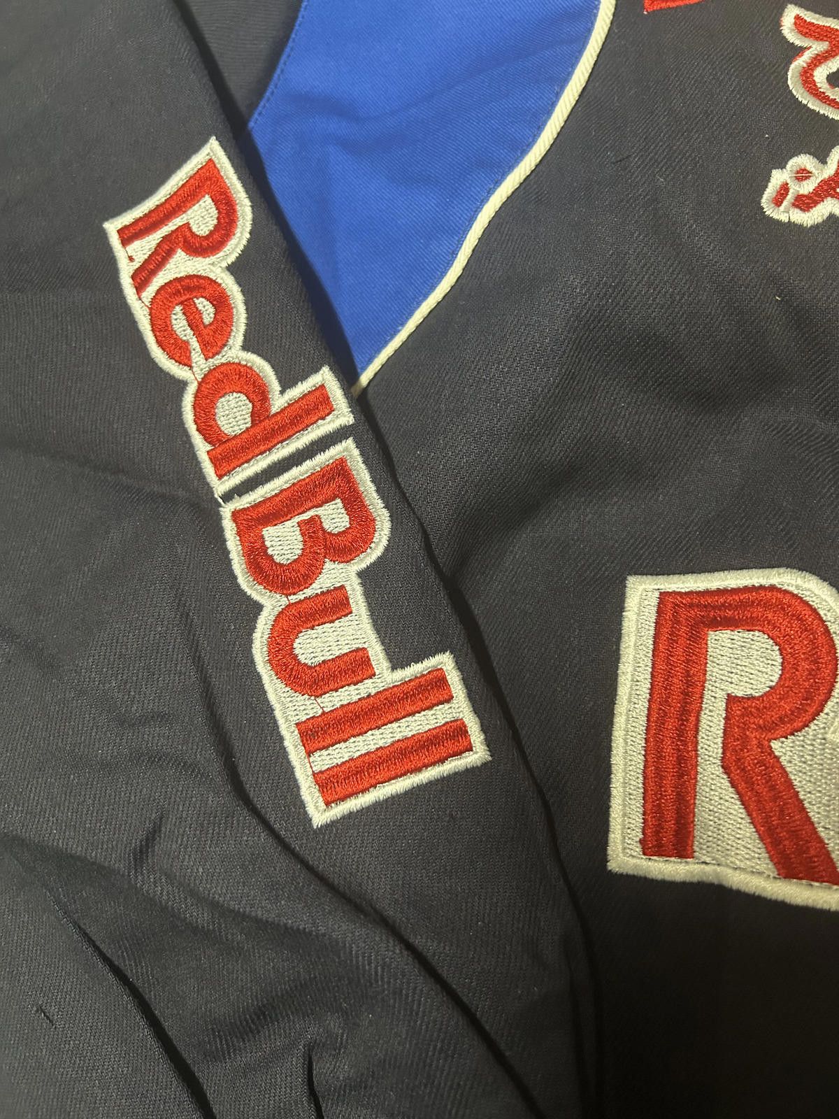 Red Bull Red Bull Racing Team Jacket - Authentic F1 Merchandise Size US L / EU 52-54 / 3 - 5 Thumbnail