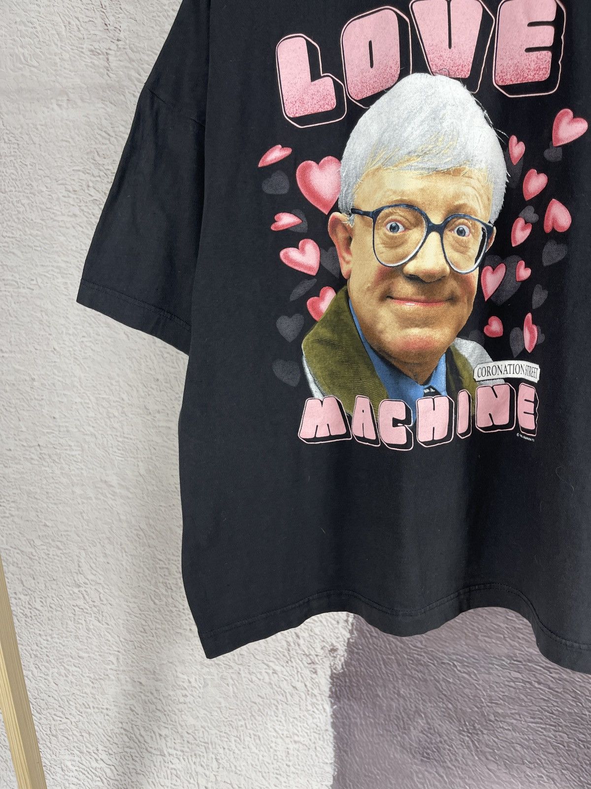 Band Tees Vintage 90s Coronation Street tee Black Love Nachine TV 1995 Size US XL / EU 56 / 4 - 5 Thumbnail