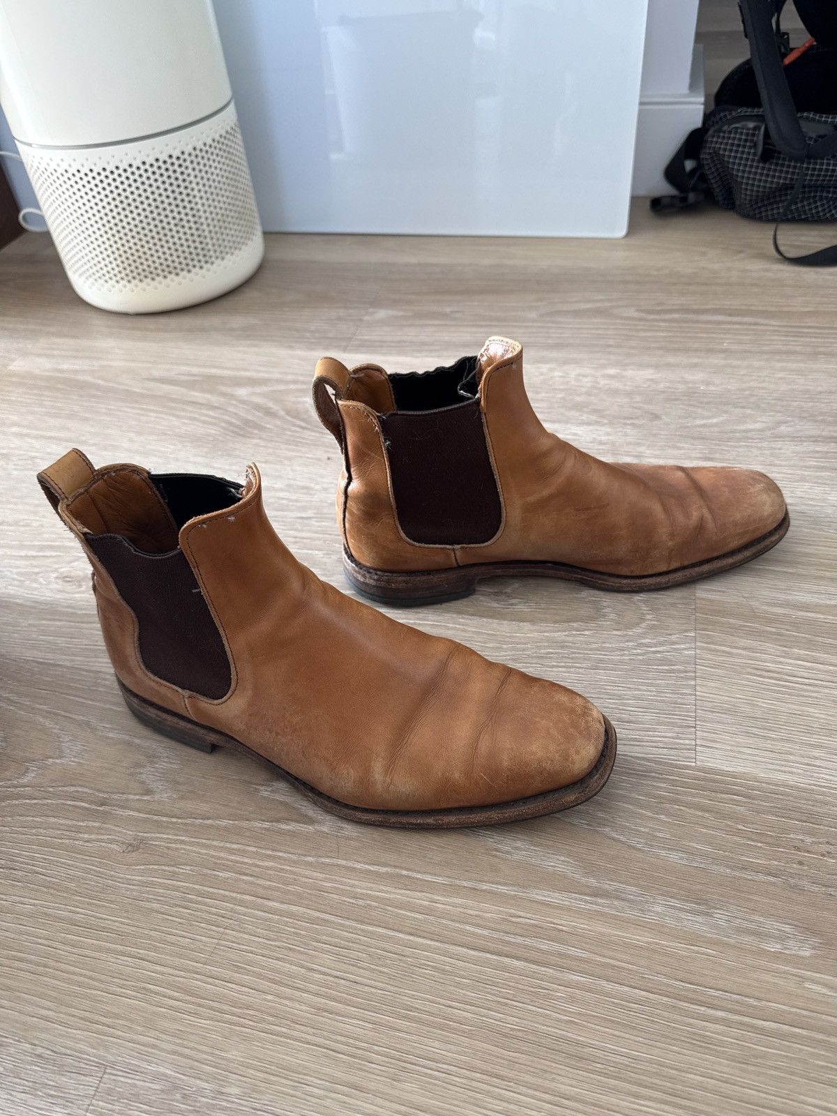 Allen Edmonds Allen Edmonds Chelsea Boots Size US 9 / EU 42 - 2 Thumbnail