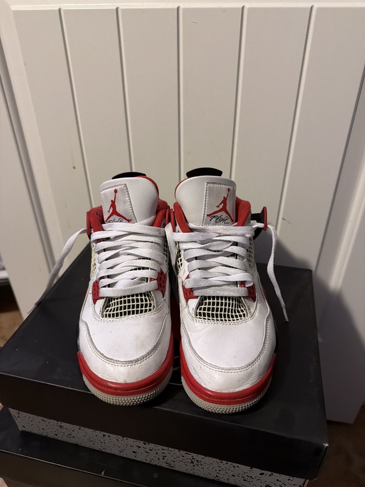 Jordan Brand Jordan 4 Fire Reds Size US 6 / EU 39 - 4 Thumbnail