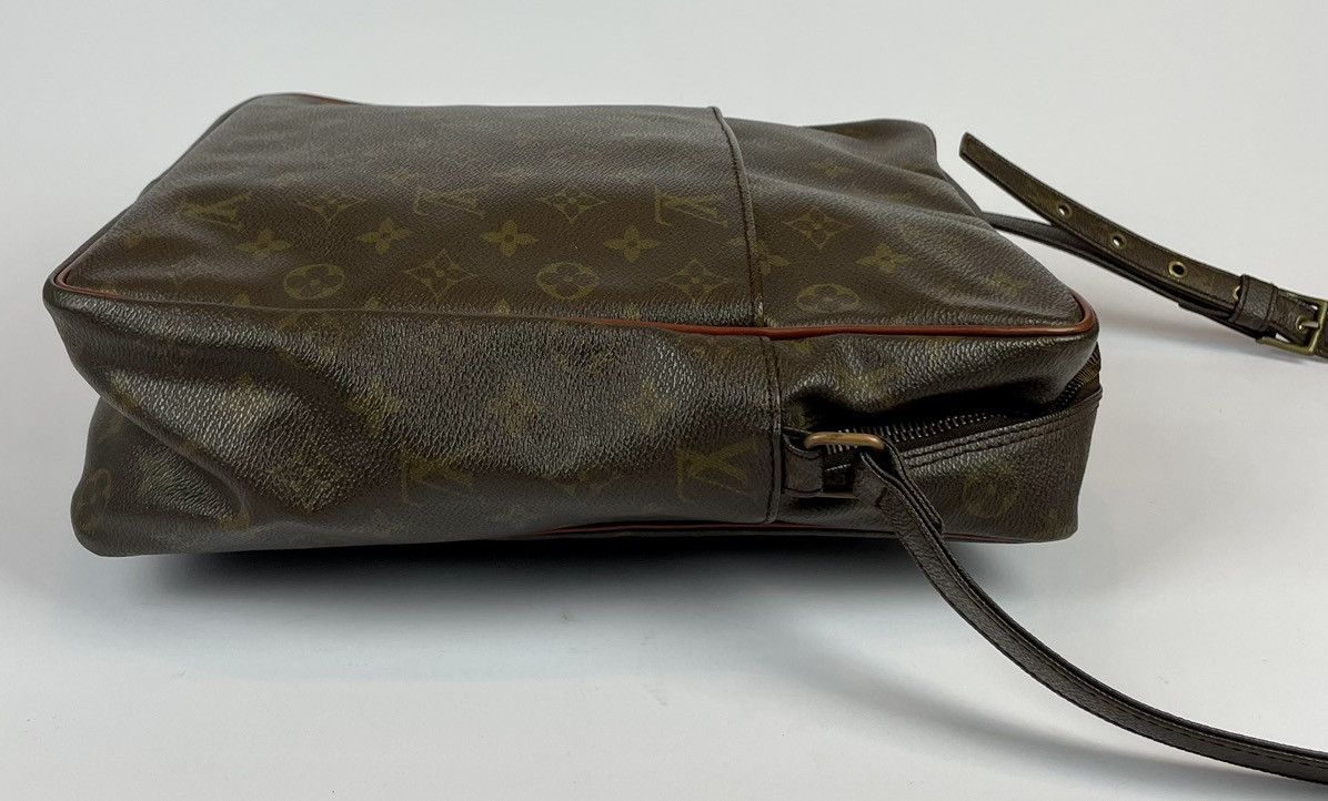 Louis Vuitton Louis Vuitton Marceau Crossbody Size ONE SIZE - 3 Thumbnail