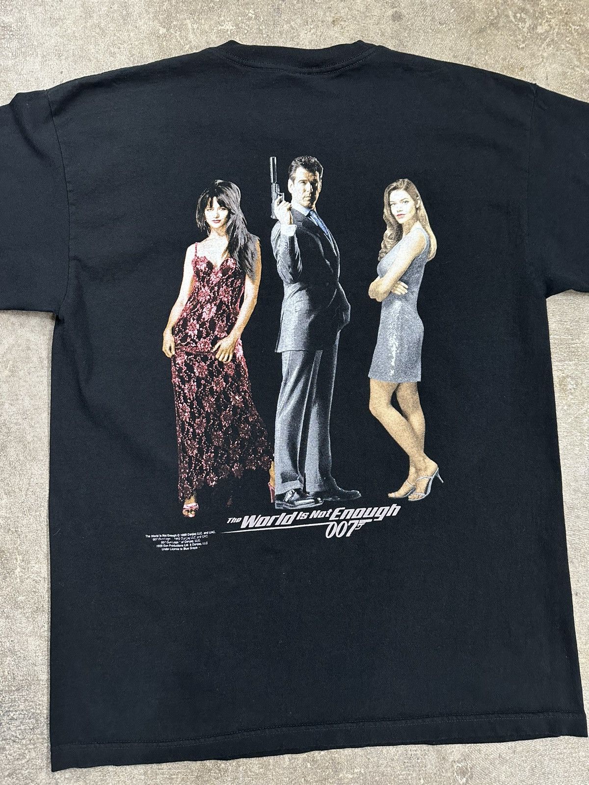 Vintage Vintage 90s James Bond 007 Movie Promo T-Shirt RARE Size US XL / EU 56 / 4 - 3 Thumbnail