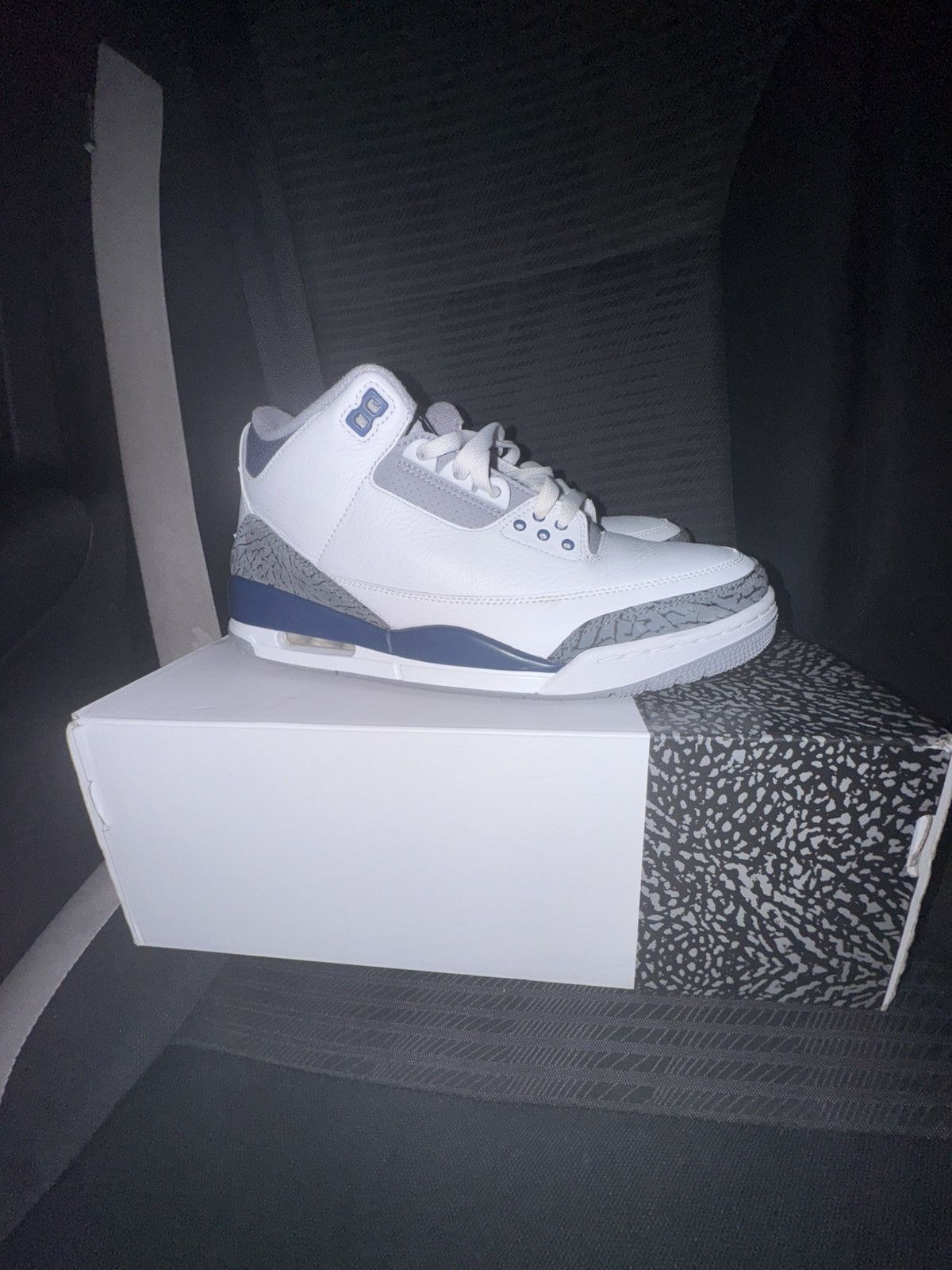 Jordan Brand Jordan 3 Midnight Navy Size US 9 / EU 42 - 2 Thumbnail