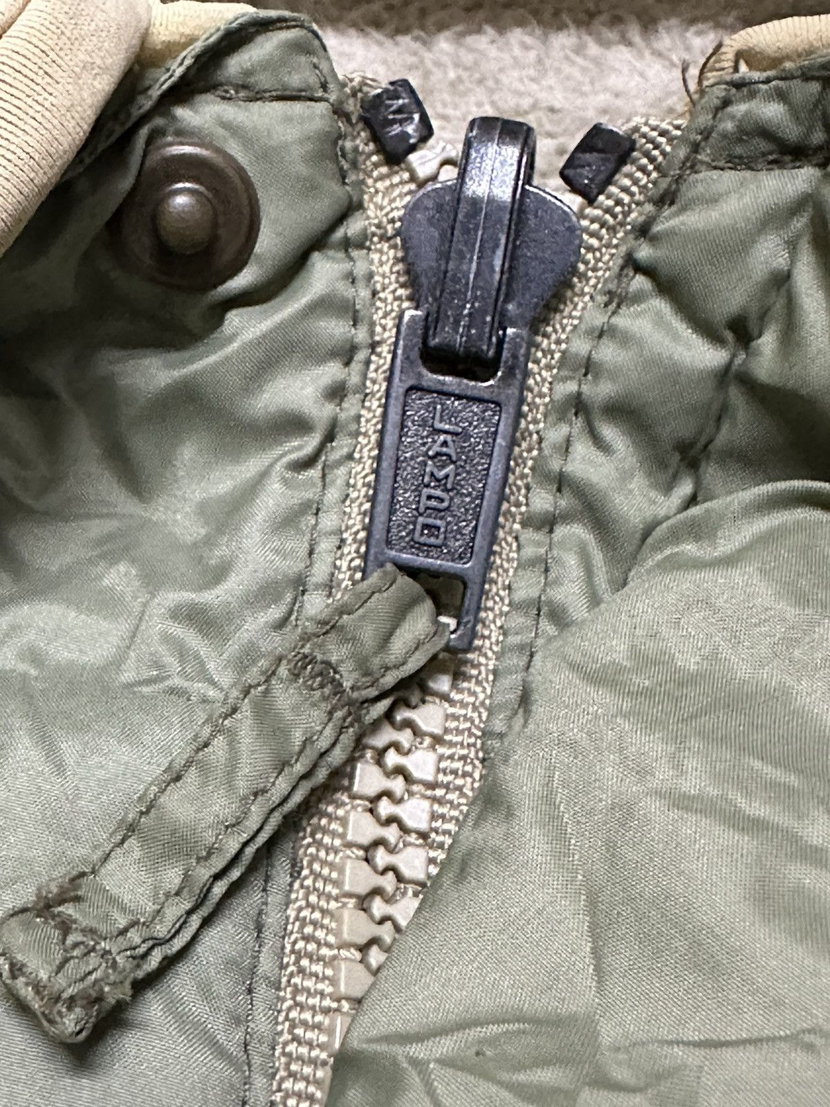 Moncler Moncler x Husky reversible jacket Size US M / EU 48-50 / 2 - 9 Thumbnail