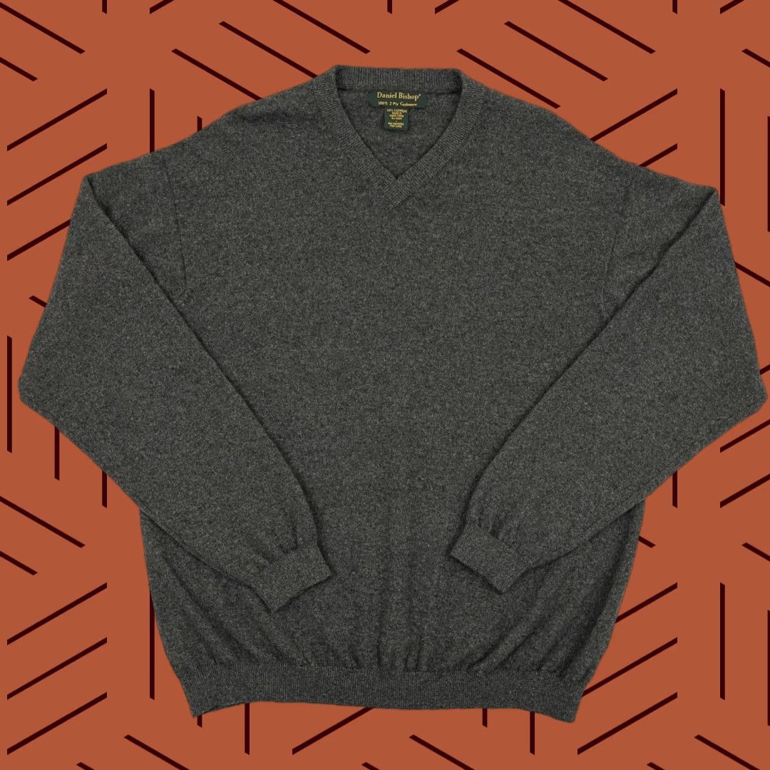 Vintage Daniel Bishop Cashmere Sweater Mens L Gray V-Neck Preppy Quiet Luxury Old Money Size US L / EU 52-54 / 3 - 1 Thumbnail