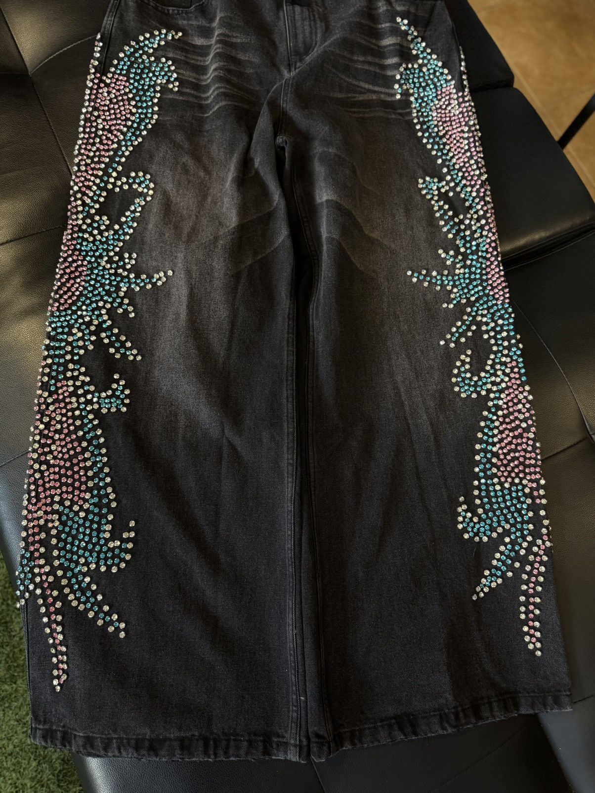 Vale Valley Stone Crystal Rhinestone Baggy Black Jeans Size 32 Size US 32 / EU 48 - 2 Thumbnail