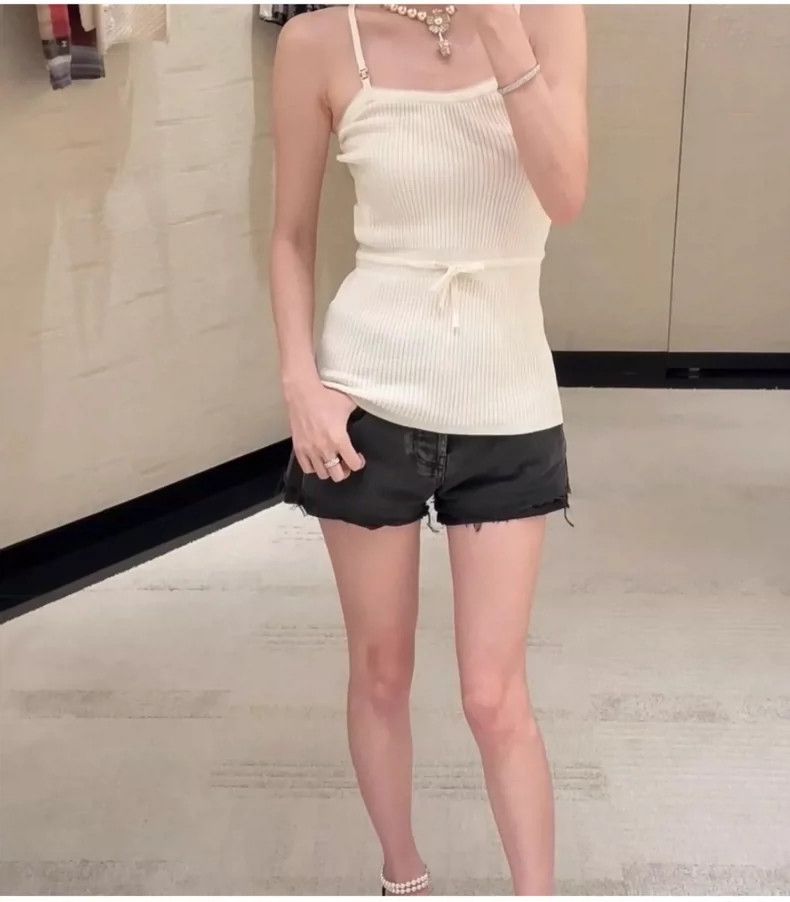 Chanel Chanel 24A knitted drawstring suspender vest 2504-Nextarrow Size XXS / US 00 / IT 34 - 9 Thumbnail