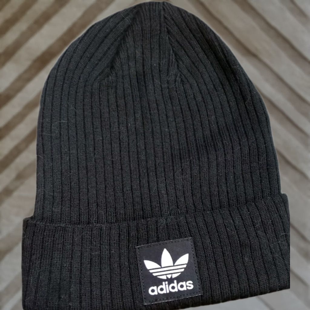 Adidas ADIDAS ORIGINALS BEANIE TREFOIL BLACK UNISEX ONE SIZE Beanie Adults/Unisex Black One Size Size ONE SIZE - 1 Thumbnail