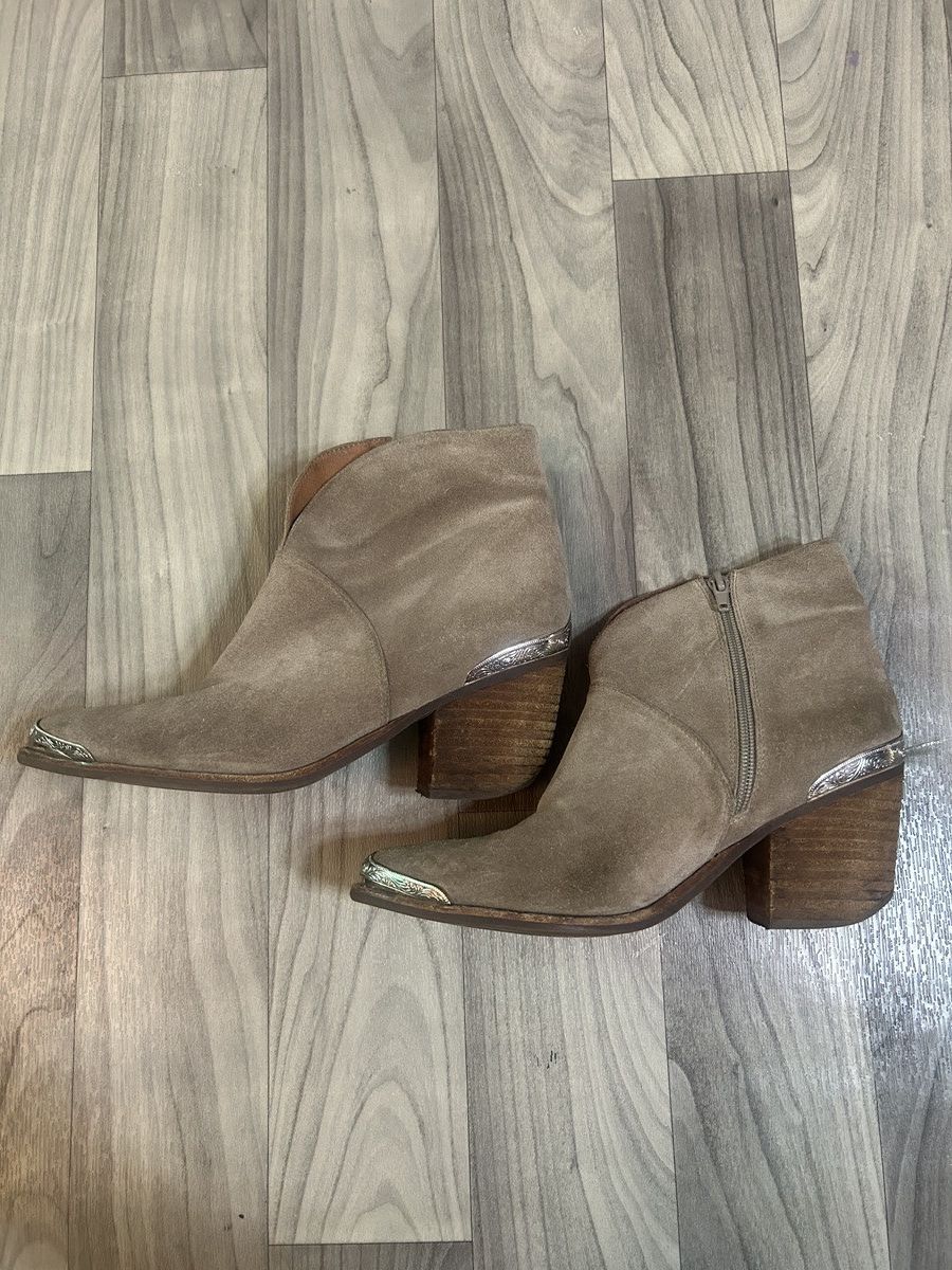 Jeffrey Campbell Jeffrey Campbell Suede Taupe Western Cahuenga Boots Women’s Size US 9 / IT 39 - 2 Thumbnail