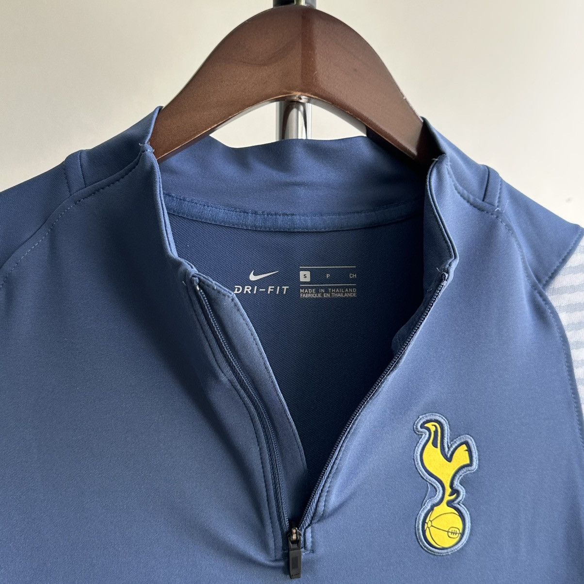 Nike Nike FC Tottenham Hotsput 2020/21 Soccer Training Shirt Size US S / EU 44-46 / 1 - 3 Thumbnail