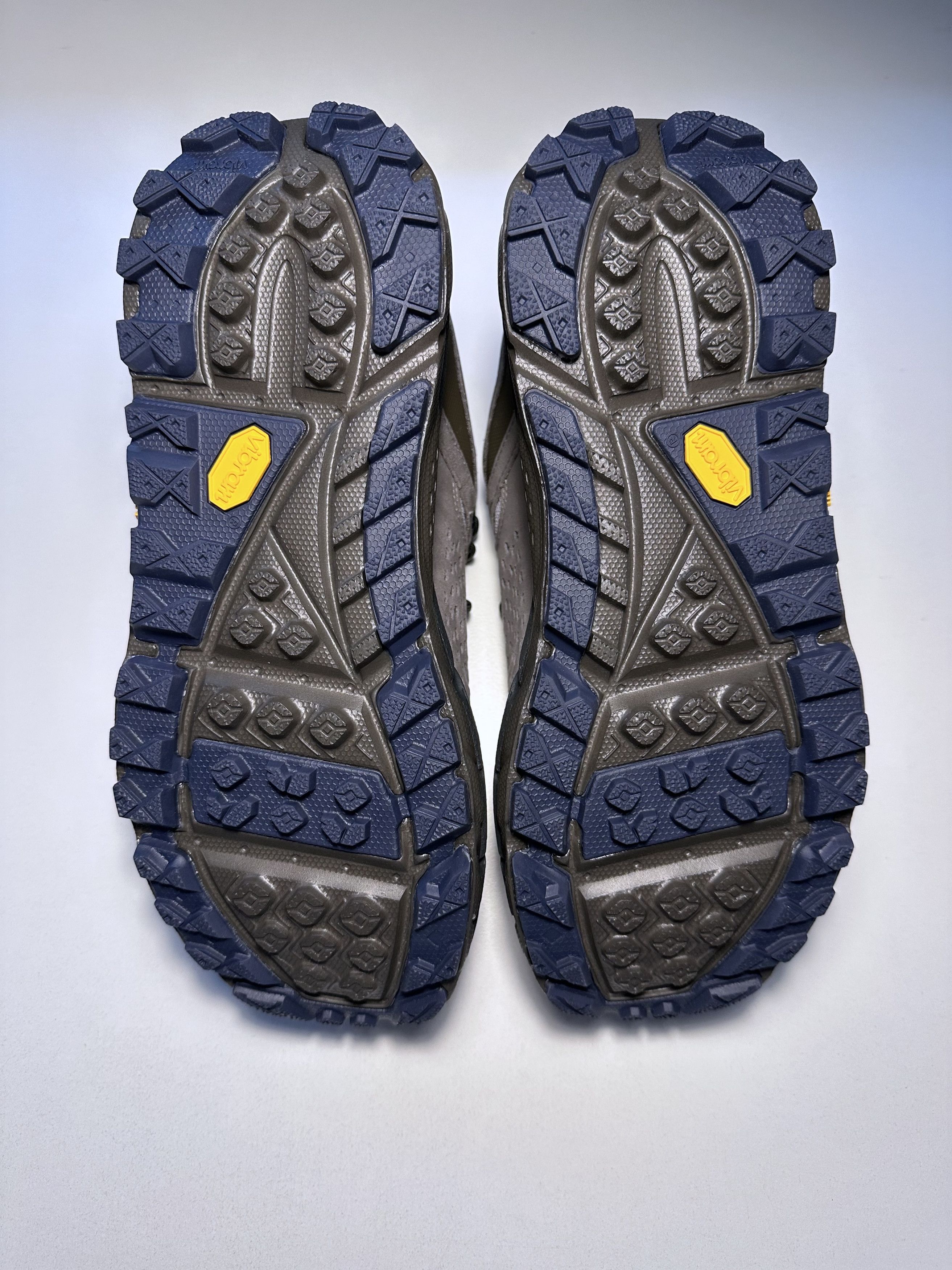 Hoka × _J.L-A.L_ Hoka x J.L.-A.L. Tor Ultra Low Size US 7 / EU 40 - 3 Thumbnail
