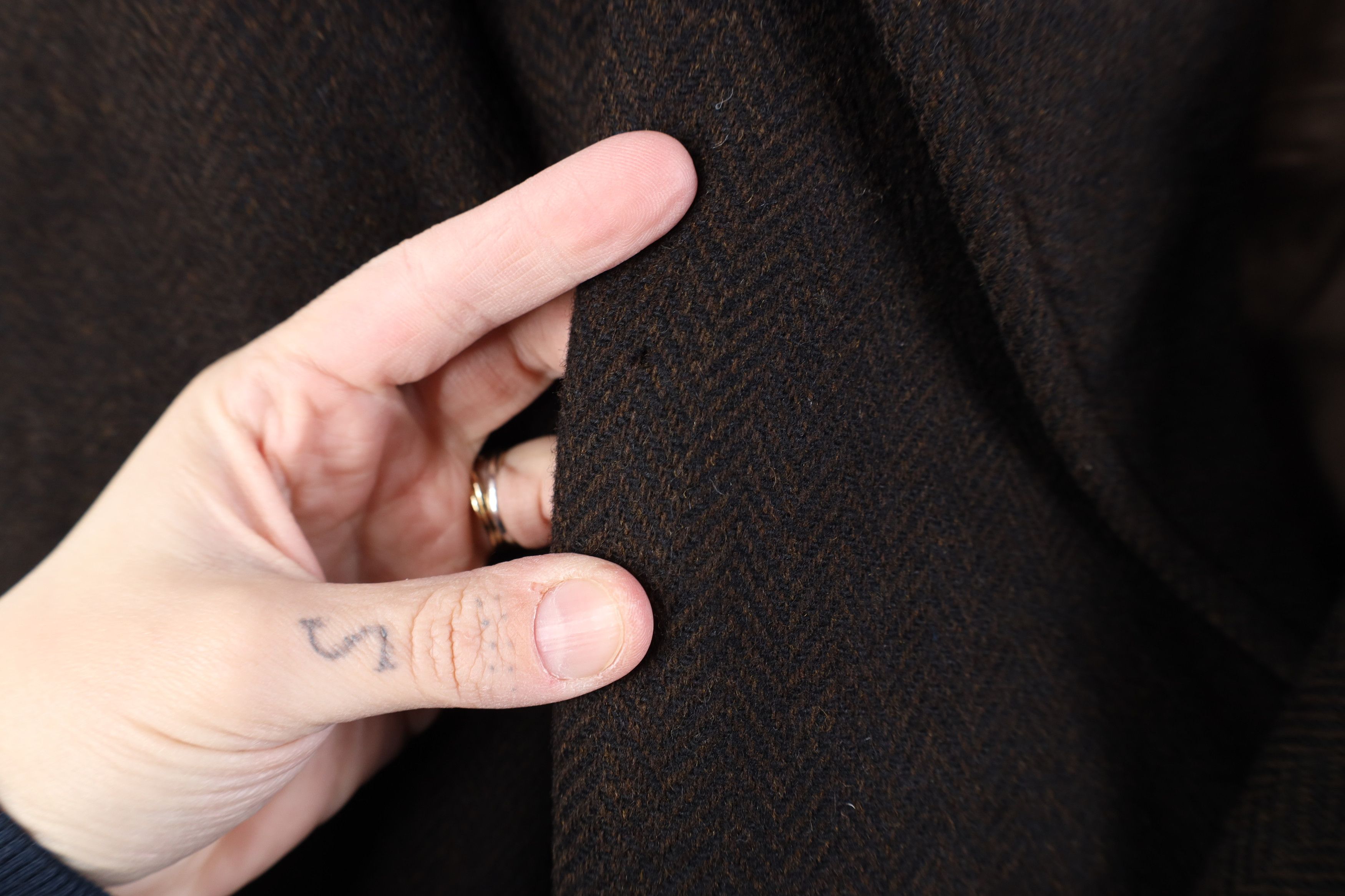 Vintage Vintage 50s Bespoke Herringbone Overcoat Jacket Brown USA Size US XL / EU 56 / 4 - 4 Thumbnail