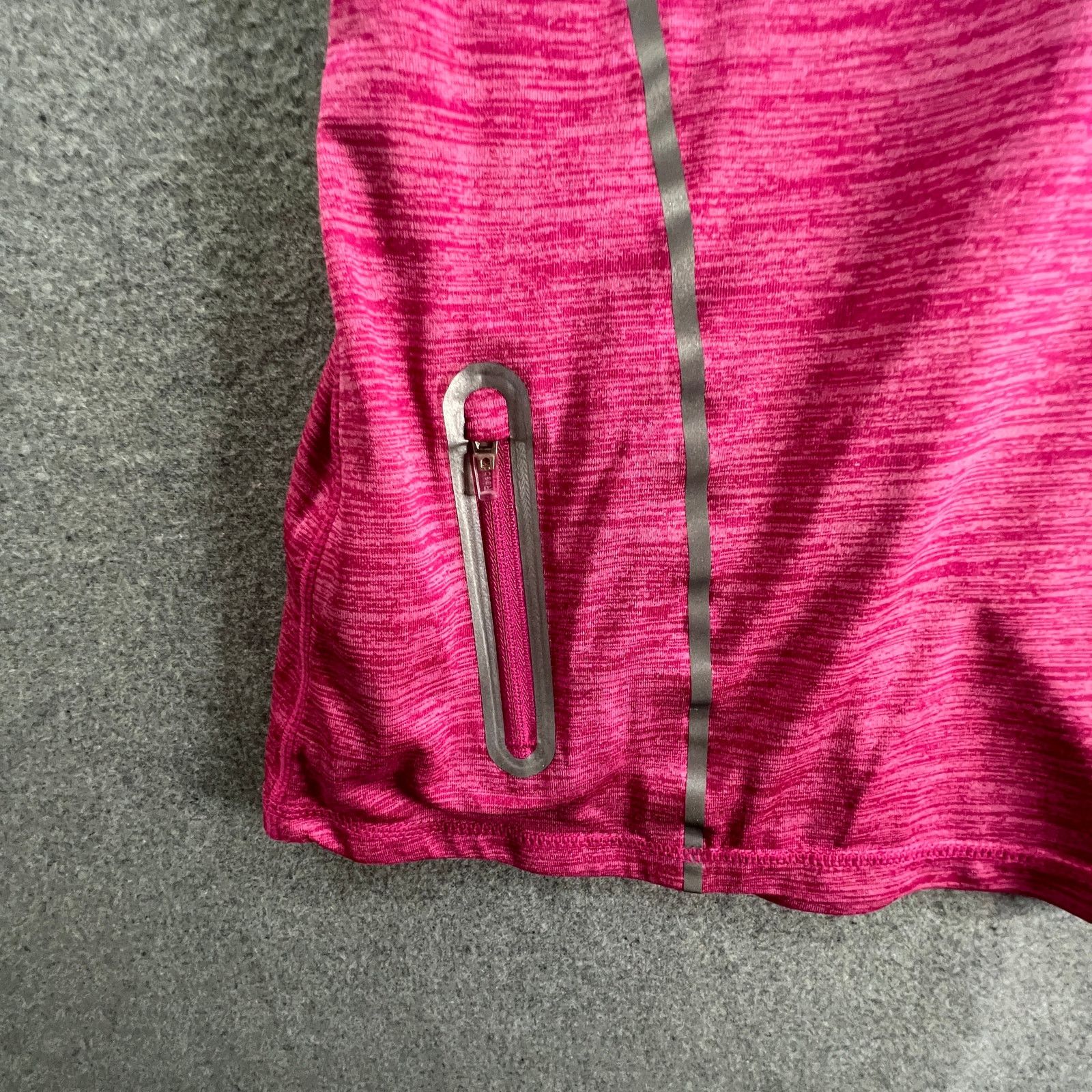 Reebok Reebok Workout Shirt Women Size S Pink Outdoor Athletic Size S / US 4 / IT 40 - 4 Thumbnail