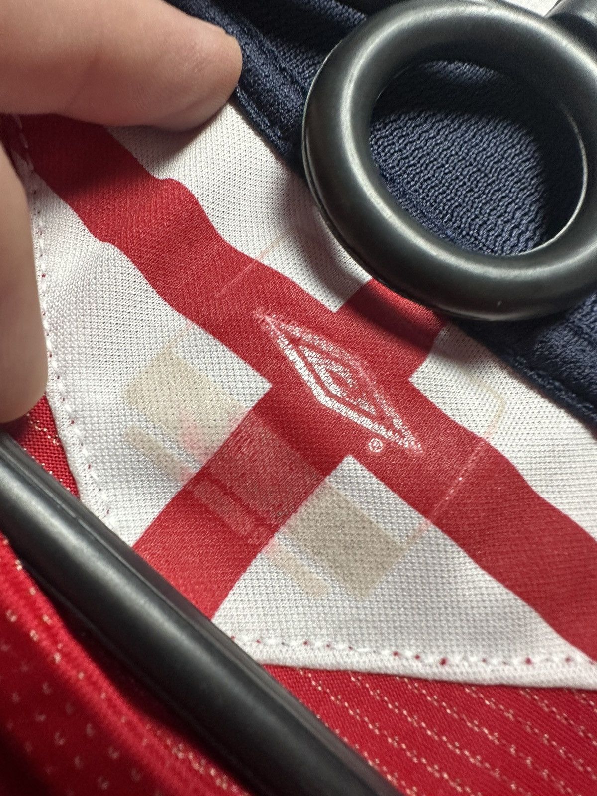 Umbro × Vintage Vintage Umbro England soccer jersey size L red Size US L / EU 52-54 / 3 - 7 Thumbnail