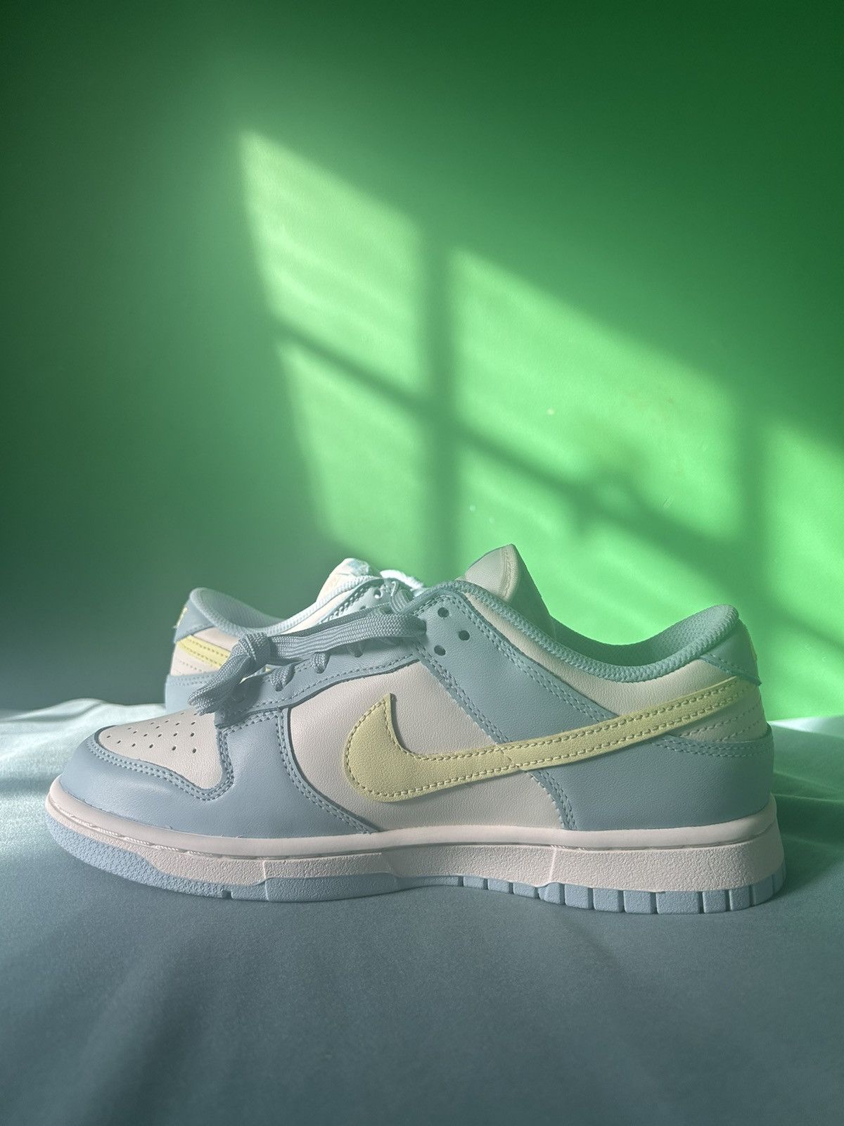 Nike Nike Dunk Low Ocean Bliss 2023 Size US 9 / IT 39 - 2 Thumbnail