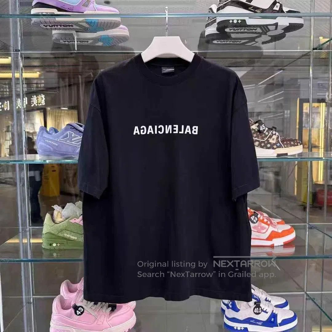 Balenciaga Balenciaga Reverse Print Letter Tee. Size US L / EU 52-54 / 3 - 1 Thumbnail