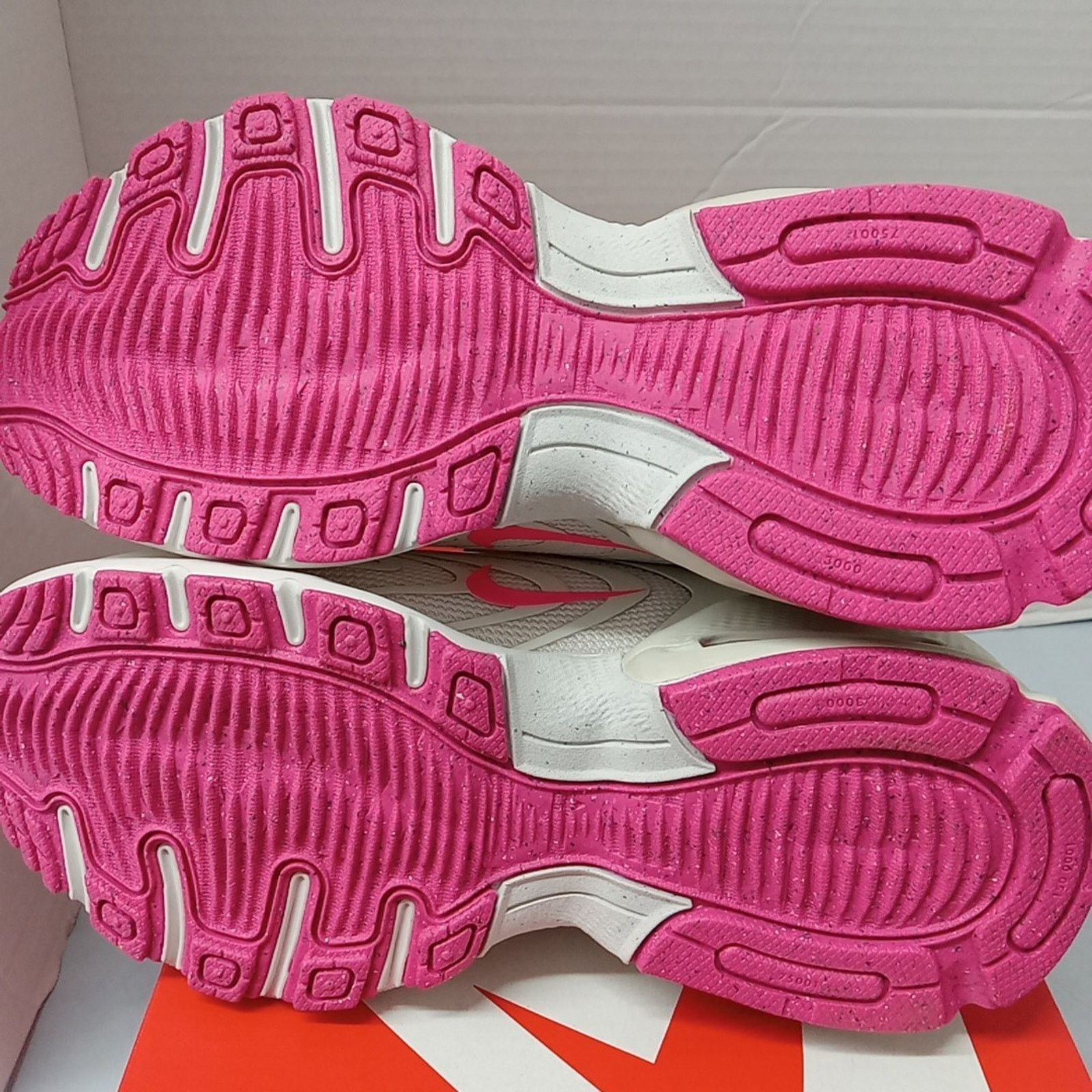 Nike Nike Air Max Fire Girls Size 4Y Women 5.5 Phantom Pink NEW Size US 5.5 / IT 35.5 - 8 Thumbnail