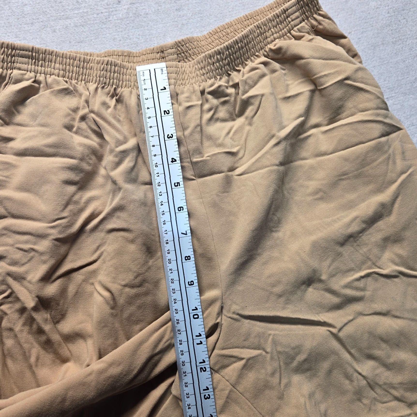 Vintage Alfred Dunner Pants Dress Pants Beiges Tan Beige Elastic Stretchy Pull On 16P 16 Petite Women Adult Straight Classy Pants Womens Size 38" / US 16 / IT 52 - 5 Thumbnail
