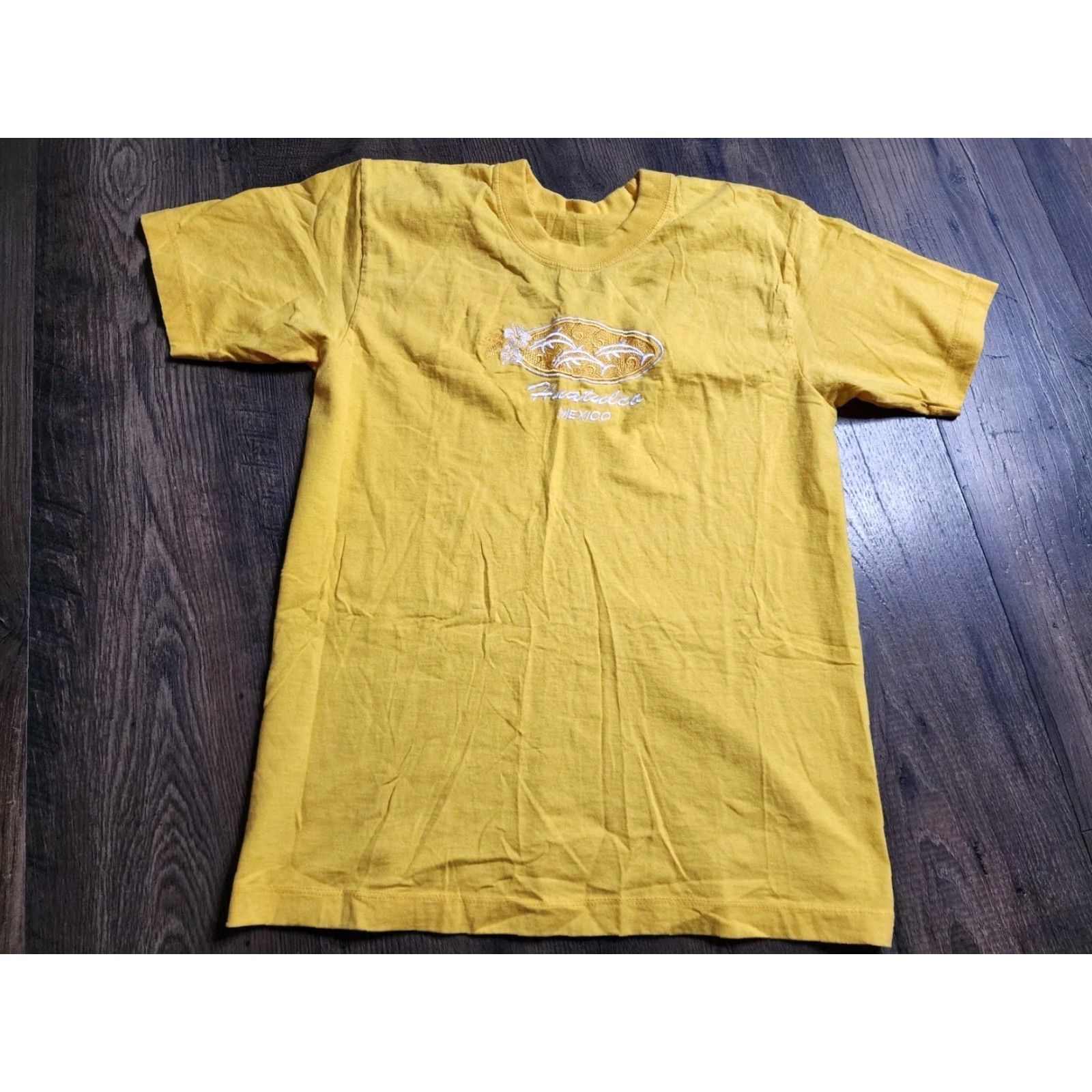 Vintage VINTAGE Huatulco Mexico Embroidered Dolphins Travel T Shirt Adult Small Yellow 90s Unisex Size US S / EU 44-46 / 1 - 2 Thumbnail